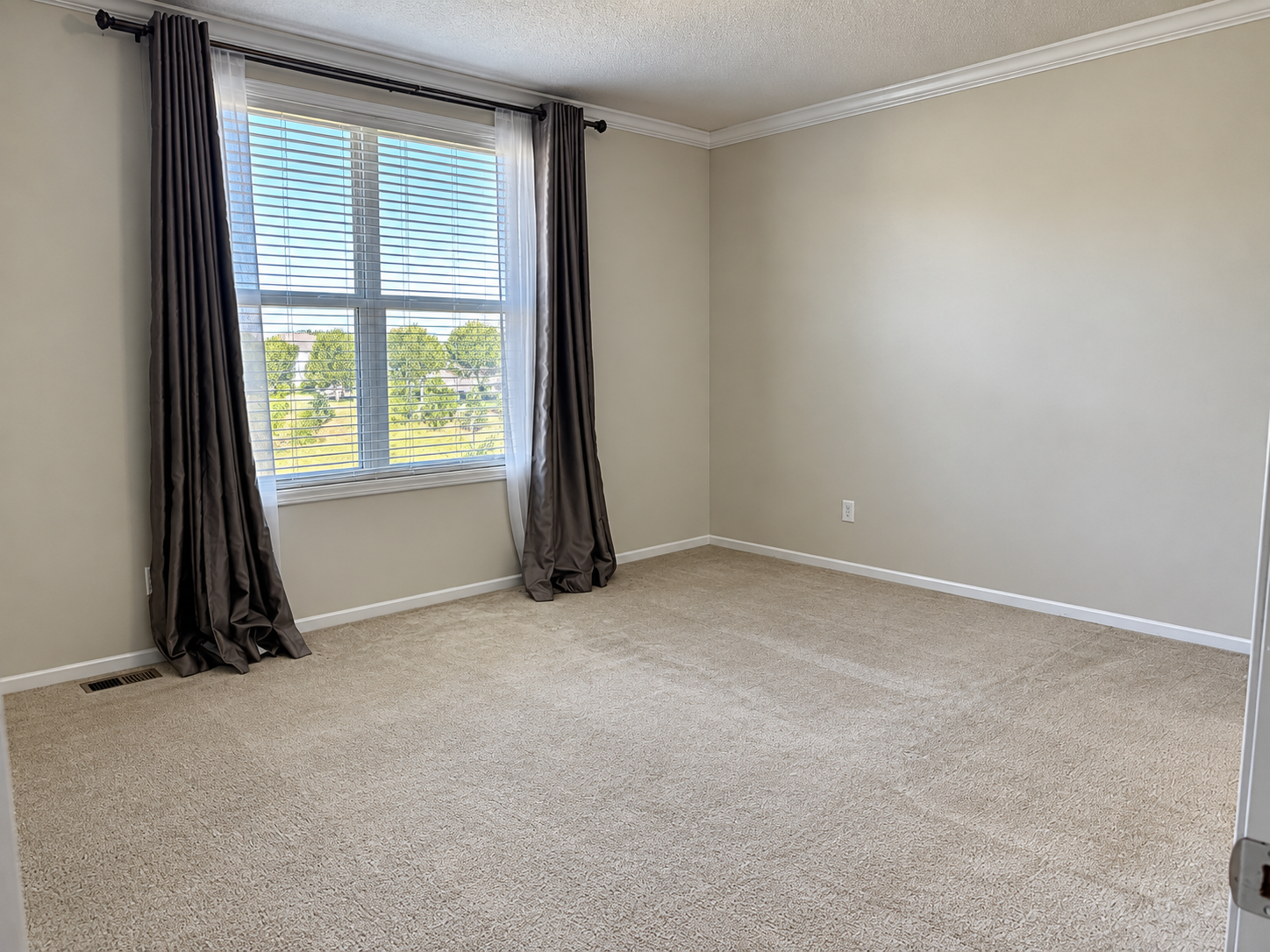 View of Residential at 9216 Lighthouse Lane, Woodbury MN 55129, Woodbury (12 of 48) - Mike Wilen | Minnesota Team Real Estate