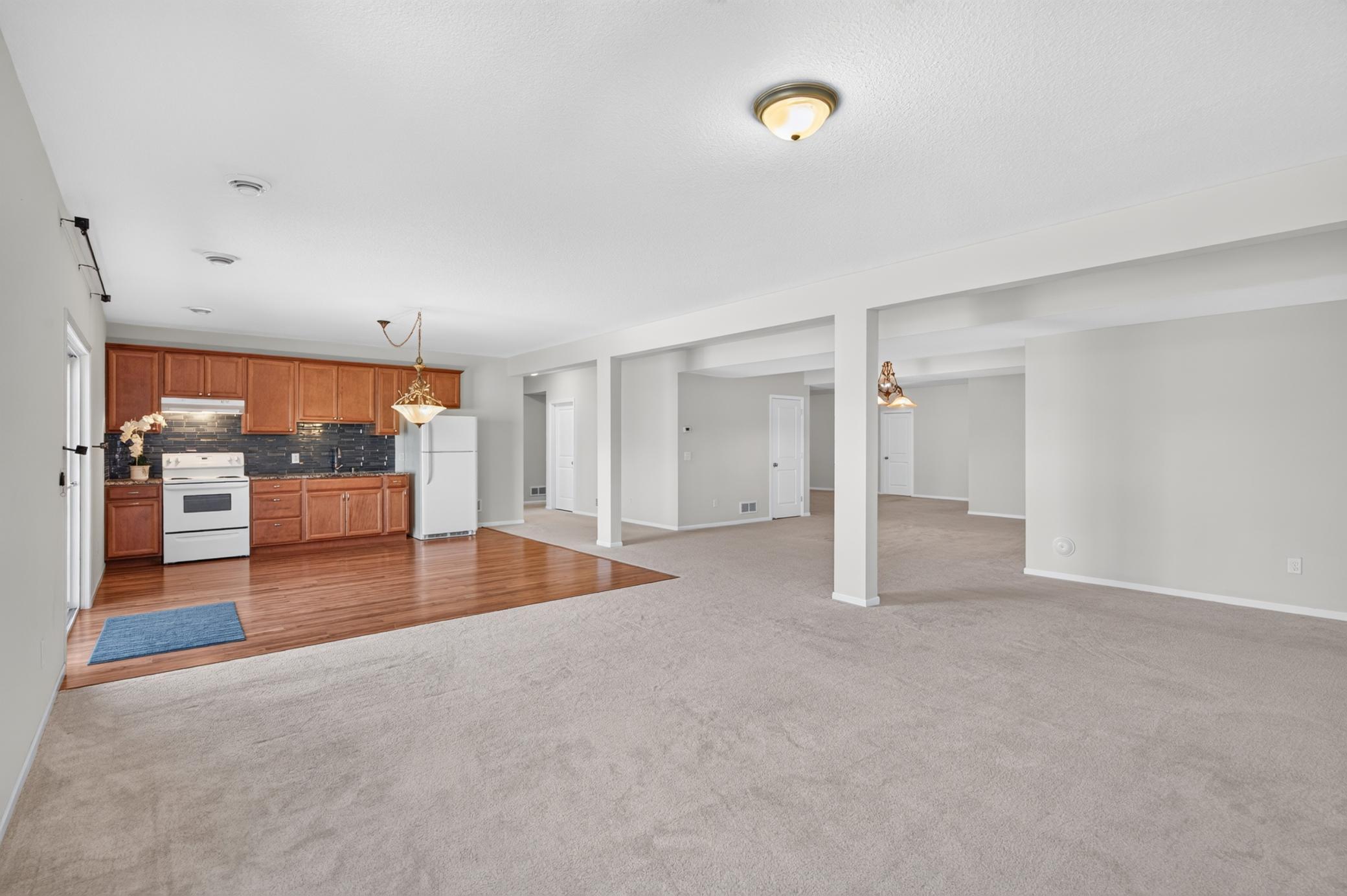 View of Residential at 9216 Lighthouse Lane, Woodbury MN 55129, Woodbury (39 of 48) - Mike Wilen | Minnesota Team Real Estate