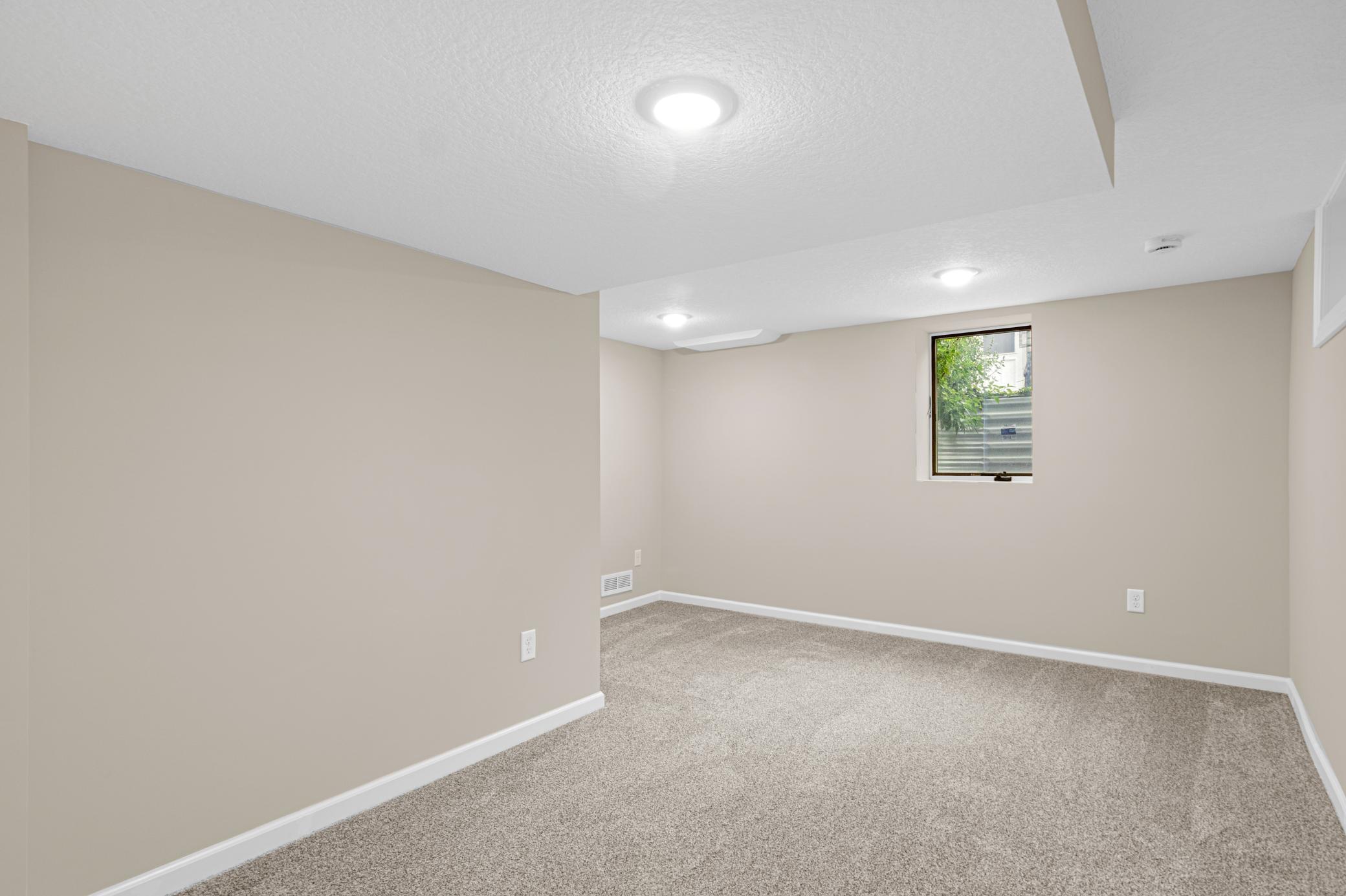 View of Residential at 1394 Mackubin Street, Saint Paul MN 55117, Saint Paul (23 of 30) - Mike Wilen | Minnesota Team Real Estate