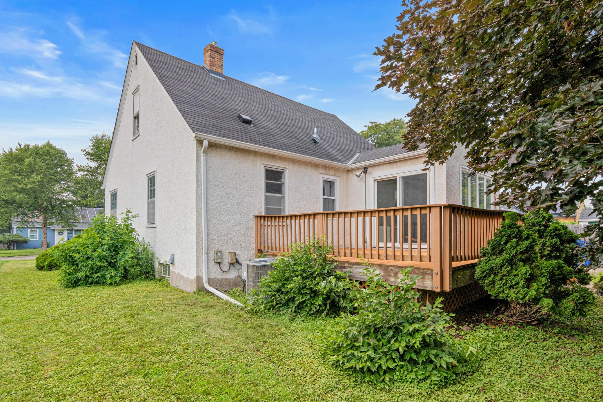 View of Residential at 1394 Mackubin Street, Saint Paul MN 55117, Saint Paul (25 of 30) - Mike Wilen | Minnesota Team Real Estate