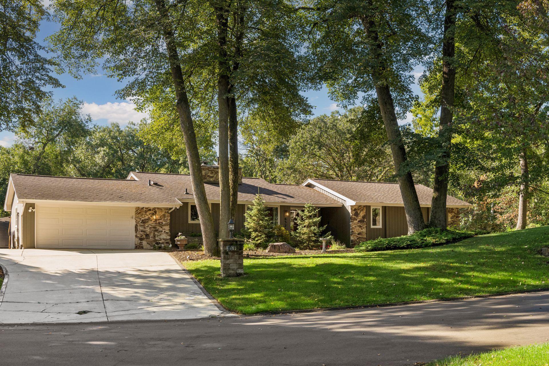 View of Residential at 6521 Leesborough Avenue, Eden Prairie MN 55346, Eden Prairie (3 of 69) - Mike Wilen | Minnesota Team Real Estate