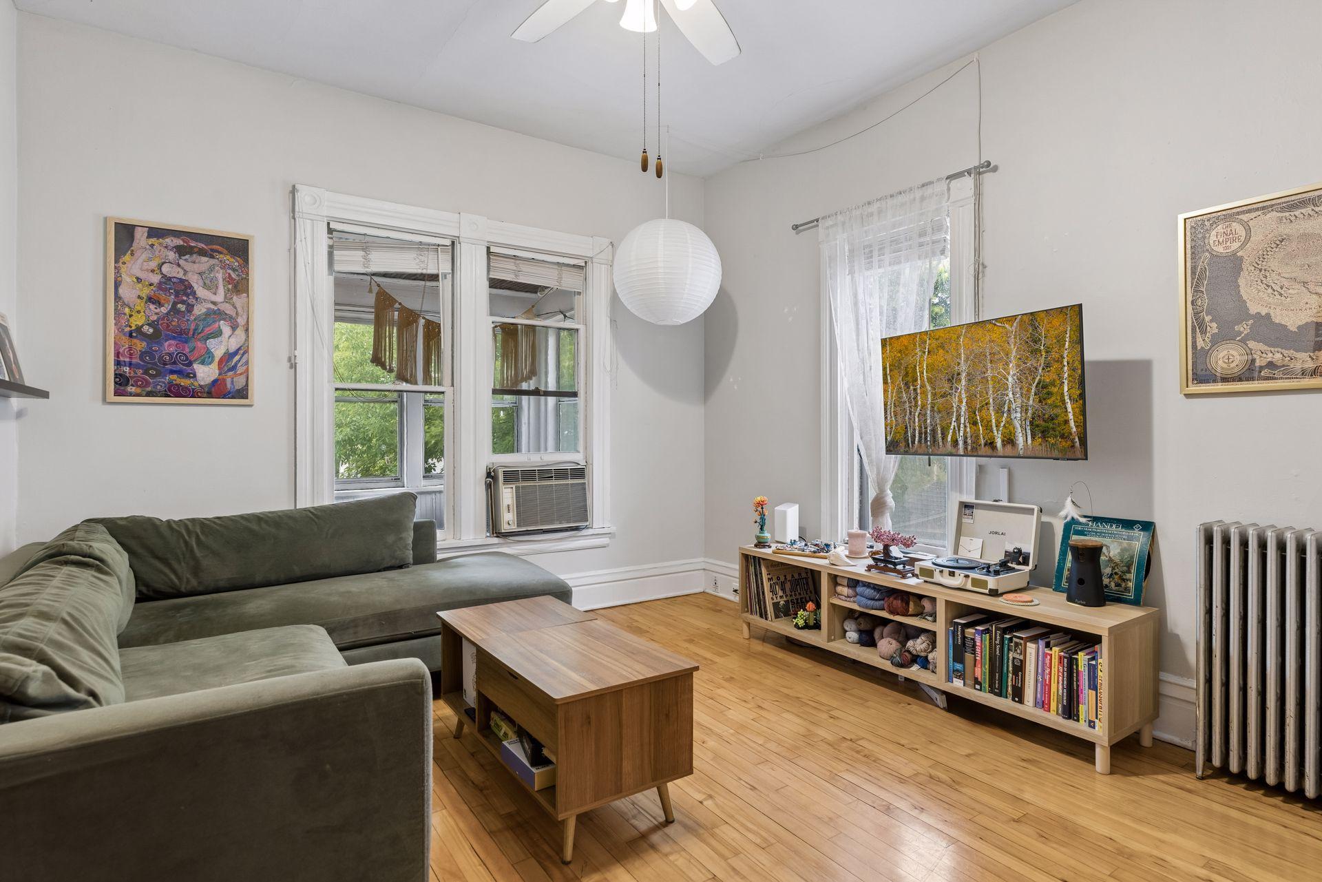 View of Residential Income at 2542 Garfield Avenue, Minneapolis MN 55405, Minneapolis (35 of 49) - Mike Wilen | Minnesota Team Real Estate