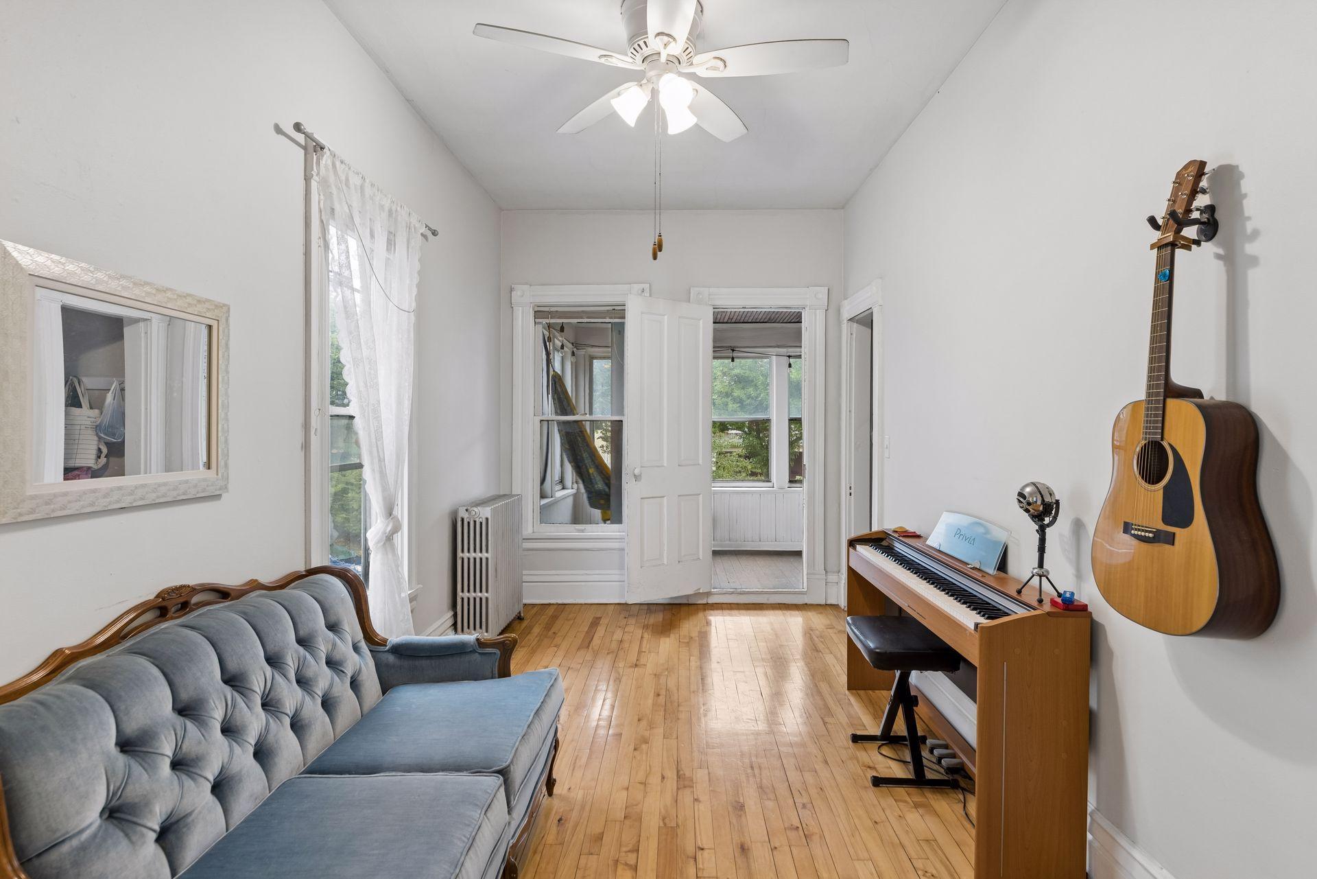 View of Residential Income at 2542 Garfield Avenue, Minneapolis MN 55405, Minneapolis (31 of 49) - Mike Wilen | Minnesota Team Real Estate