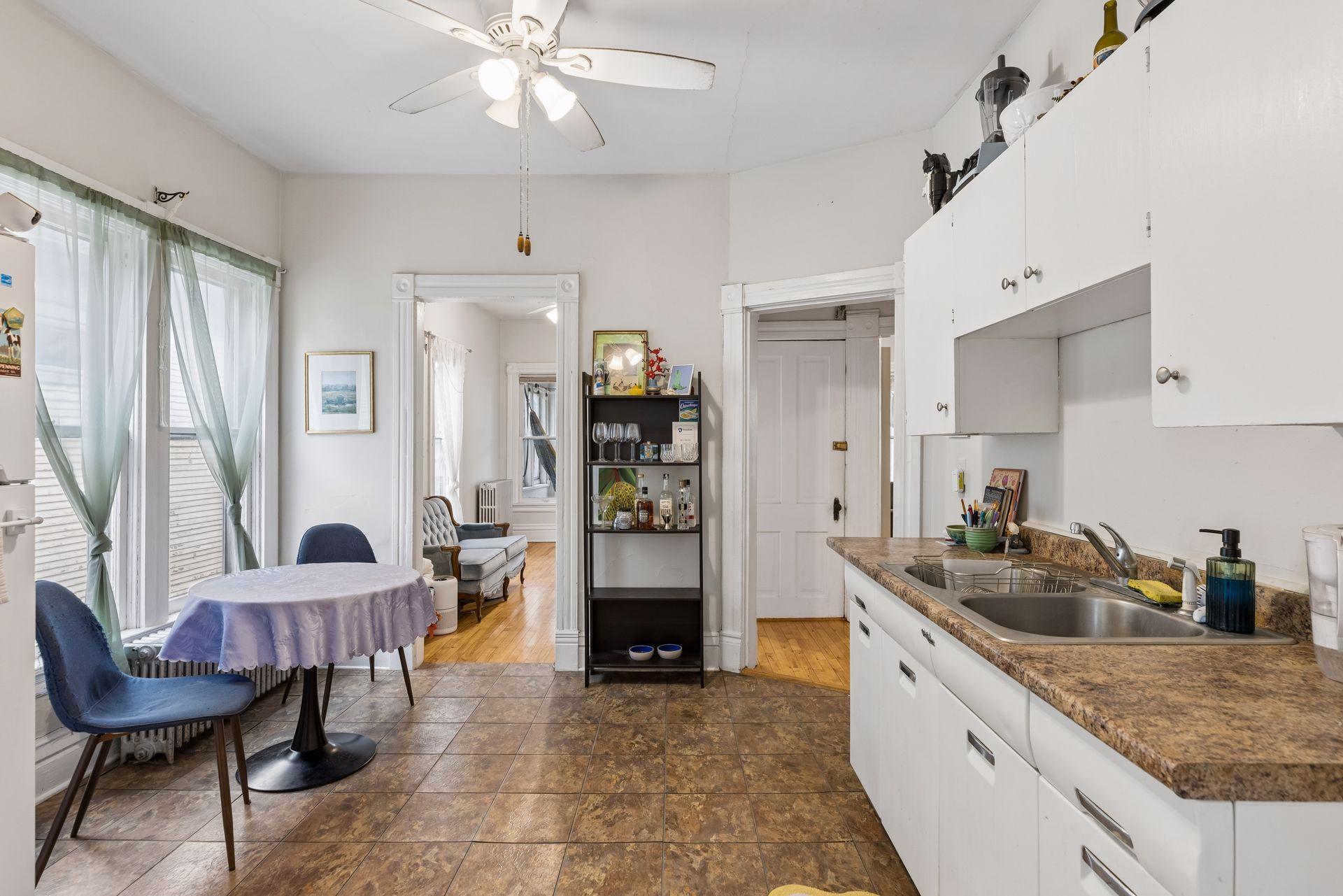 View of Residential Income at 2542 Garfield Avenue, Minneapolis MN 55405, Minneapolis (30 of 49) - Mike Wilen | Minnesota Team Real Estate