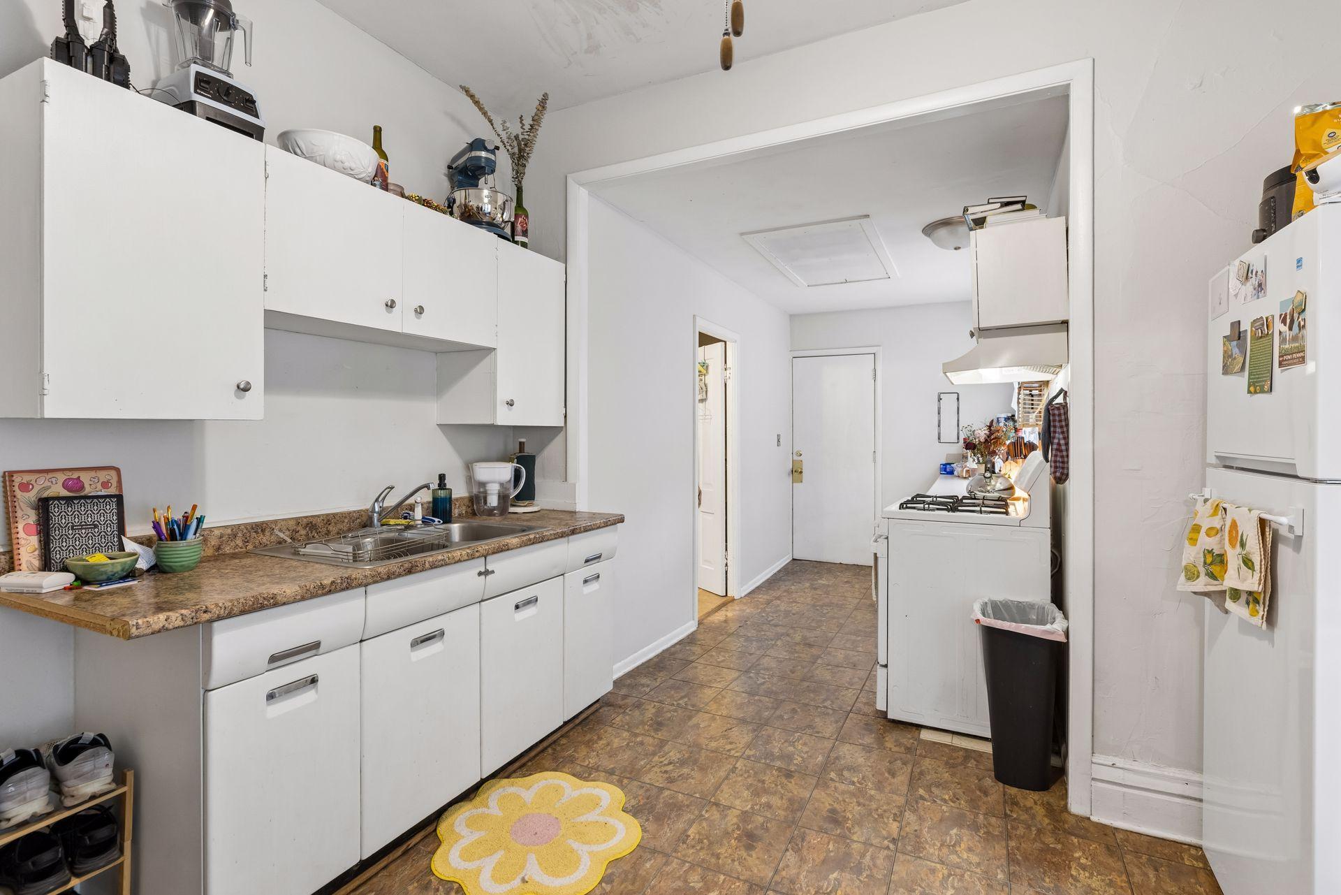 View of Residential Income at 2542 Garfield Avenue, Minneapolis MN 55405, Minneapolis (27 of 49) - Mike Wilen | Minnesota Team Real Estate
