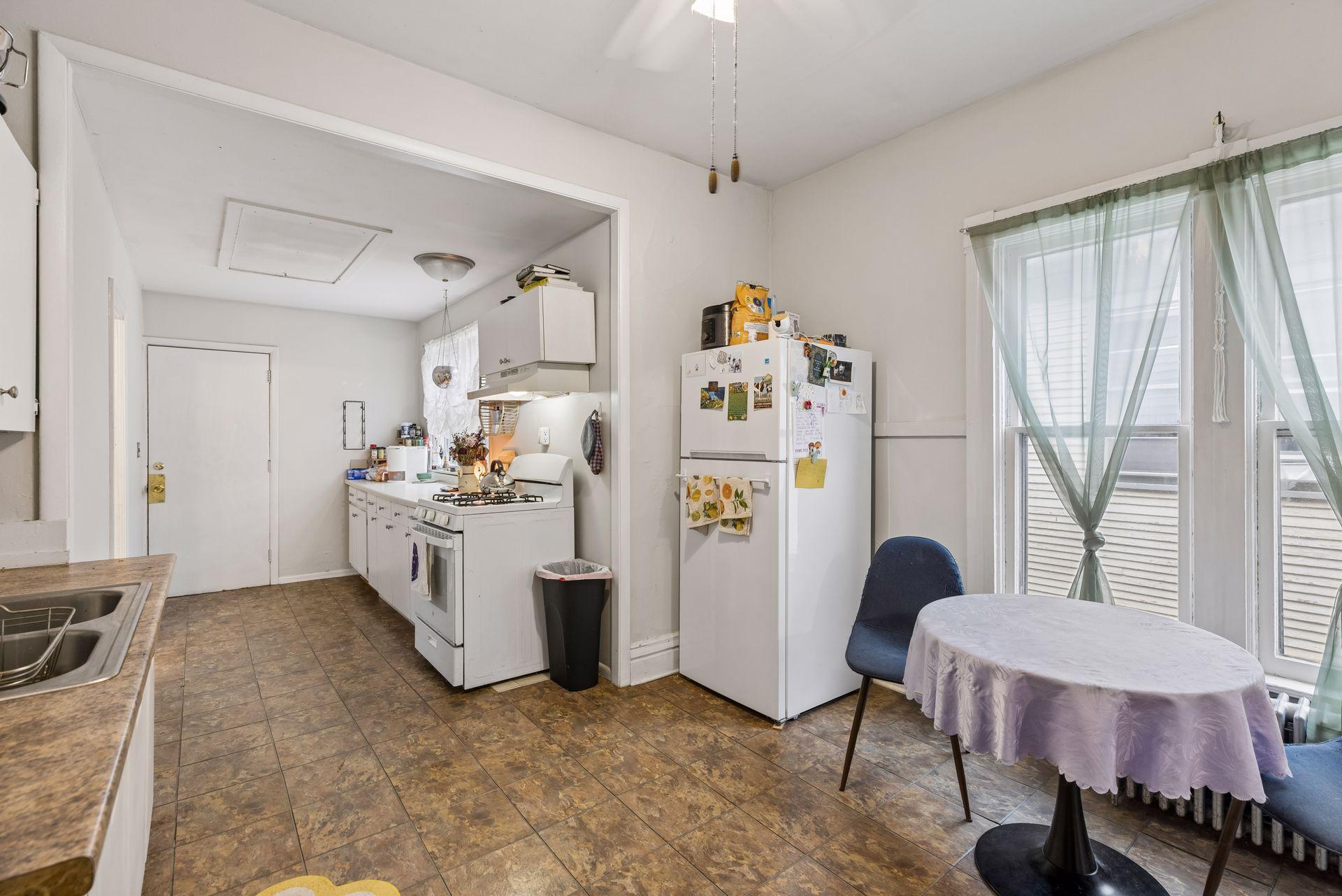 View of Residential Income at 2542 Garfield Avenue, Minneapolis MN 55405, Minneapolis (26 of 49) - Mike Wilen | Minnesota Team Real Estate