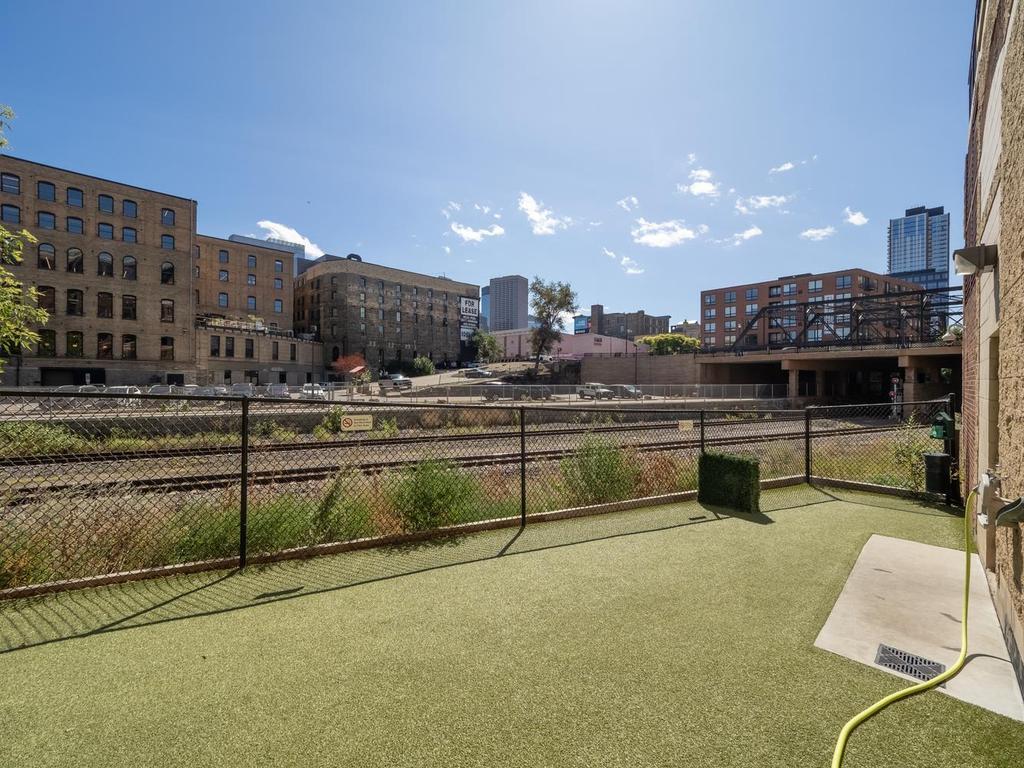 View of Residential at 401 2nd Street #321, Minneapolis MN 55401, Minneapolis (30 of 51) - Mike Wilen | Minnesota Team Real Estate