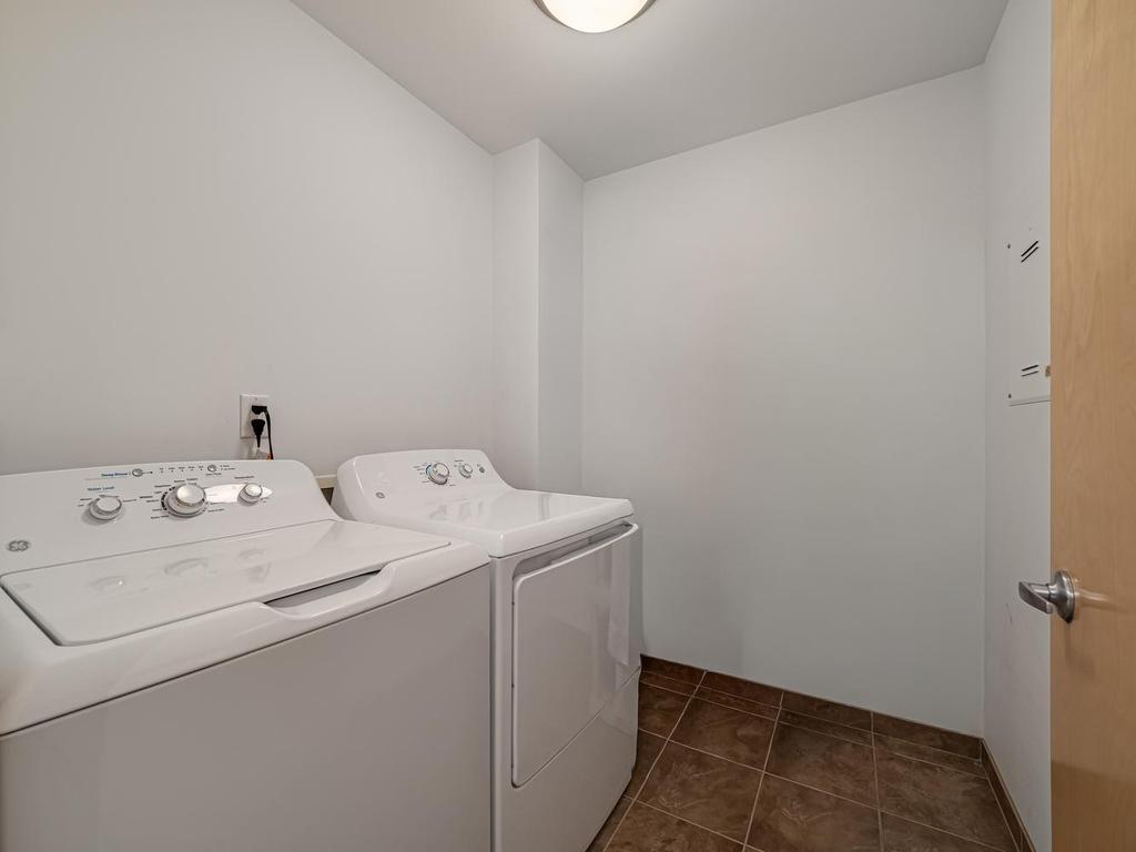 View of Residential at 401 2nd Street #321, Minneapolis MN 55401, Minneapolis (20 of 51) - Mike Wilen | Minnesota Team Real Estate
