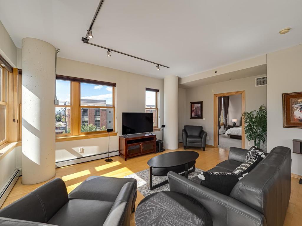 View of Residential at 401 2nd Street #321, Minneapolis MN 55401, Minneapolis (9 of 51) - Mike Wilen | Minnesota Team Real Estate