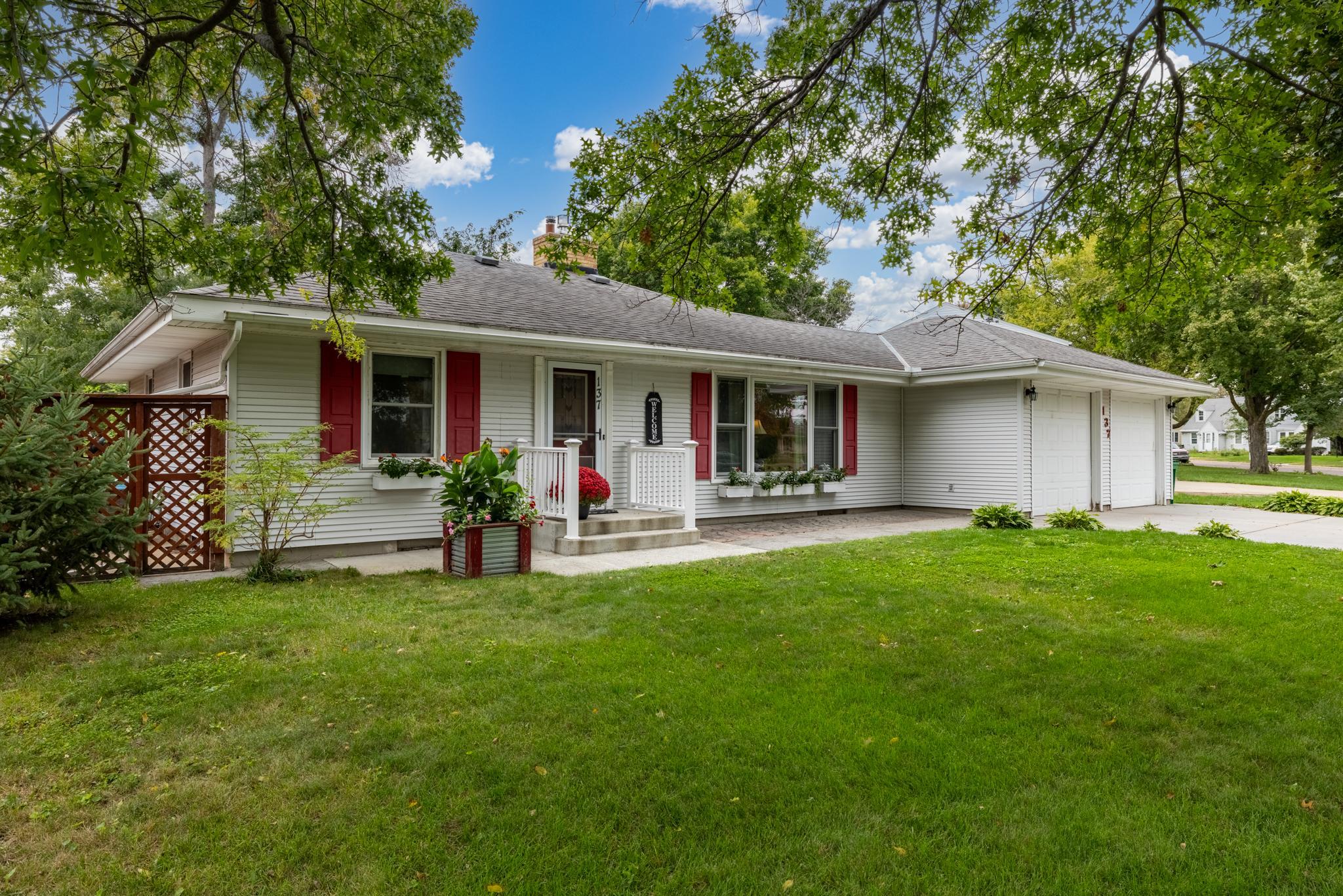 View of Residential at 137 Morningside Drive, Le Sueur MN 56058, Le Sueur (3 of 38) - Mike Wilen | Minnesota Team Real Estate