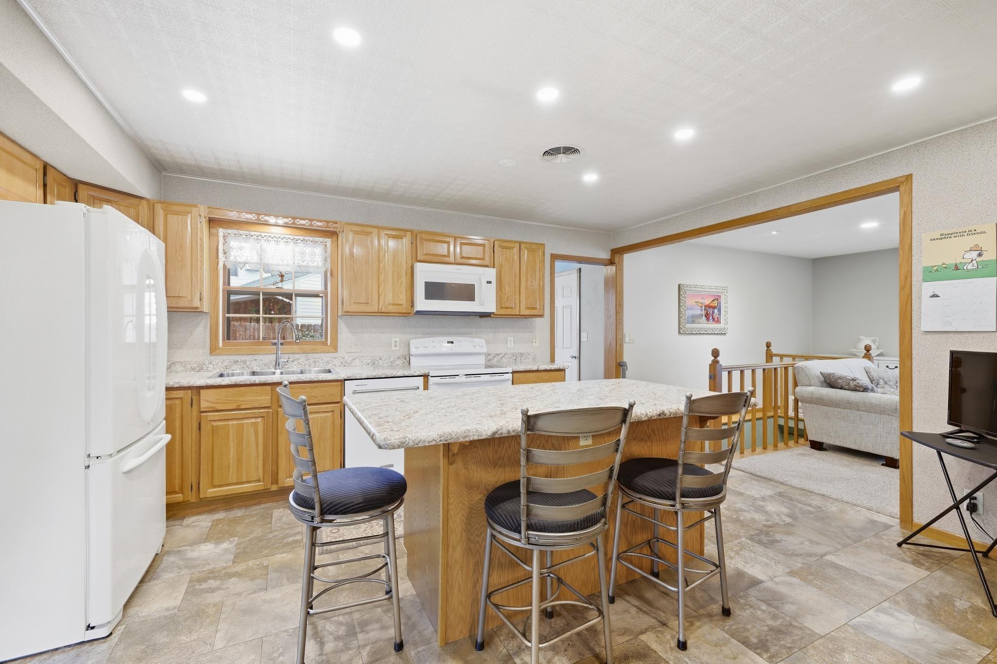 View of Residential at 137 Morningside Drive, Le Sueur MN 56058, Le Sueur (11 of 38) - Mike Wilen | Minnesota Team Real Estate