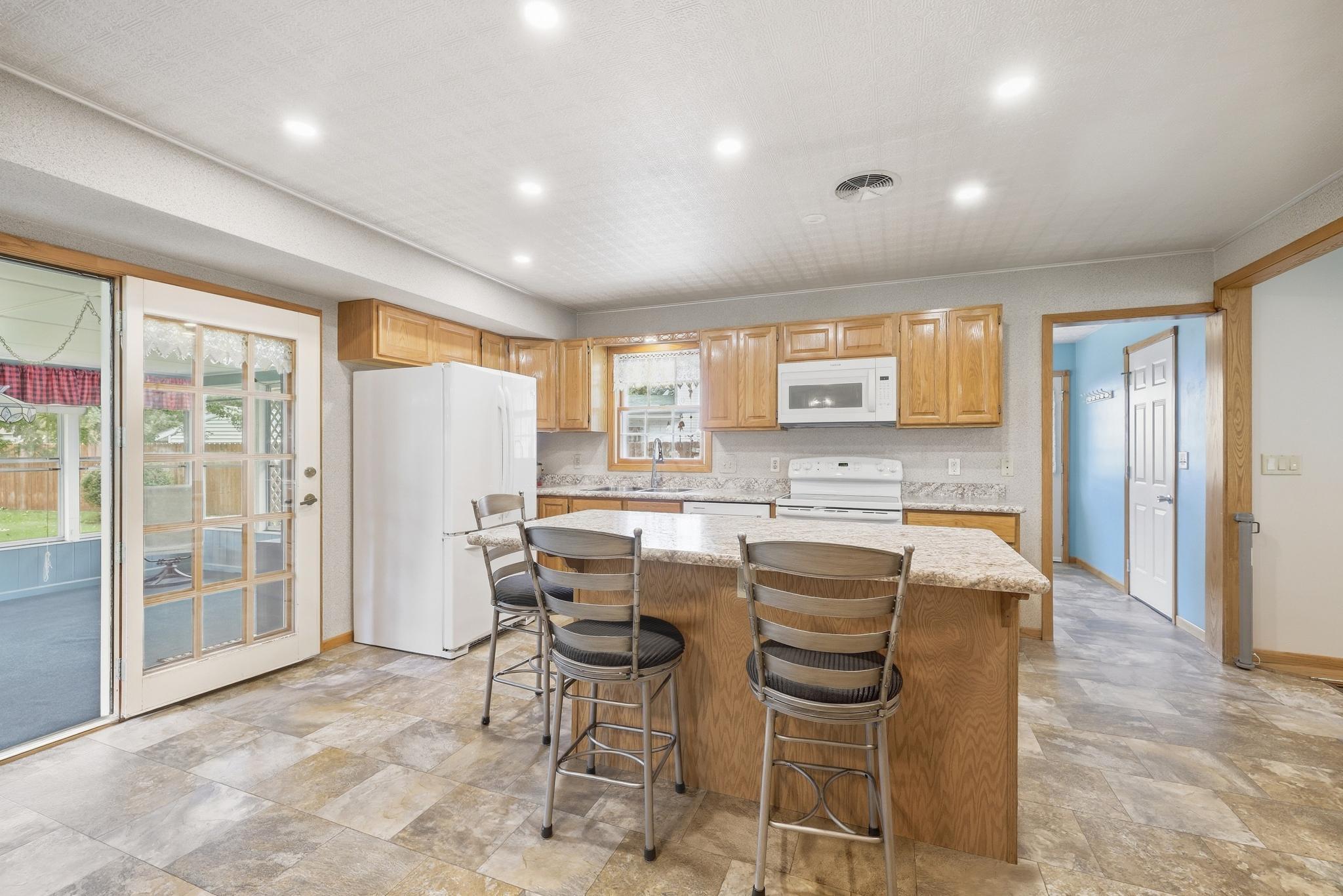 View of Residential at 137 Morningside Drive, Le Sueur MN 56058, Le Sueur (10 of 38) - Mike Wilen | Minnesota Team Real Estate