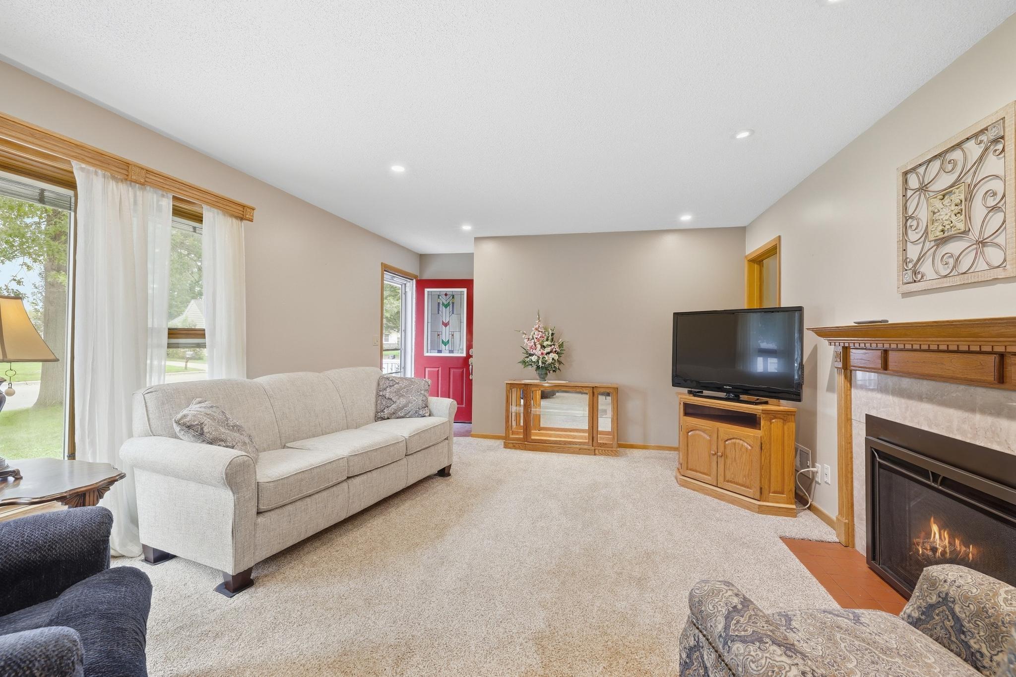 View of Residential at 137 Morningside Drive, Le Sueur MN 56058, Le Sueur (4 of 38) - Mike Wilen | Minnesota Team Real Estate