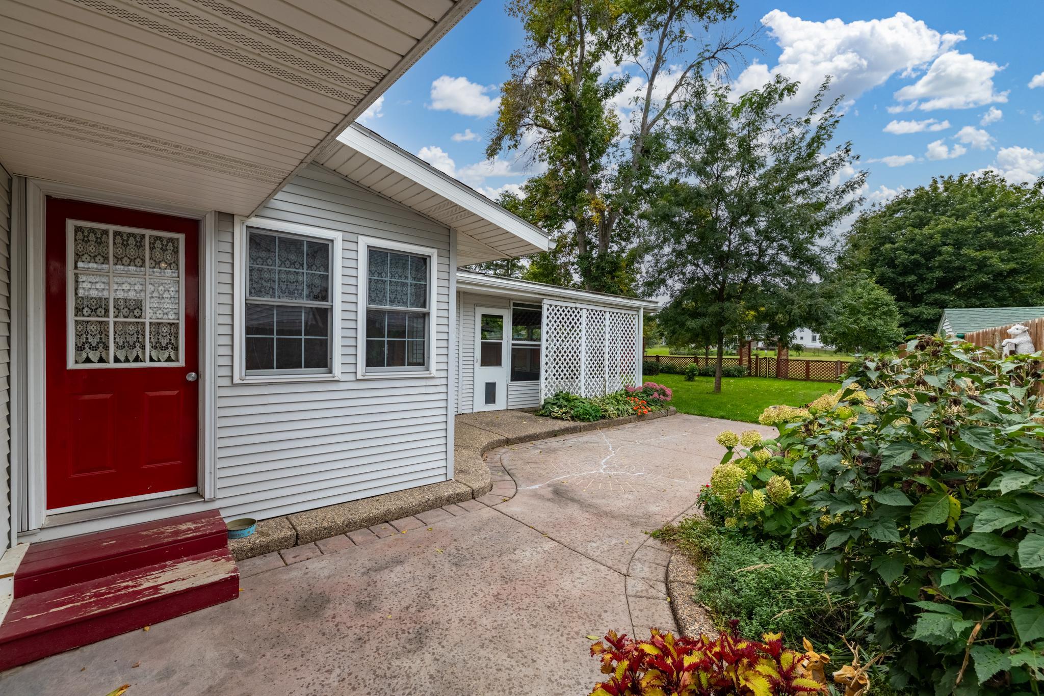 View of Residential at 137 Morningside Drive, Le Sueur MN 56058, Le Sueur (29 of 38) - Mike Wilen | Minnesota Team Real Estate