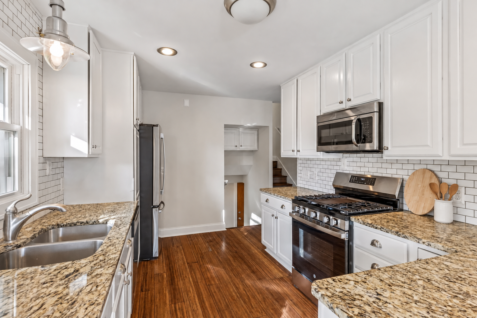 View of Residential at 13421 Arthur Street, Minnetonka MN 55305, Minnetonka (9 of 22) - Mike Wilen | Minnesota Team Real Estate