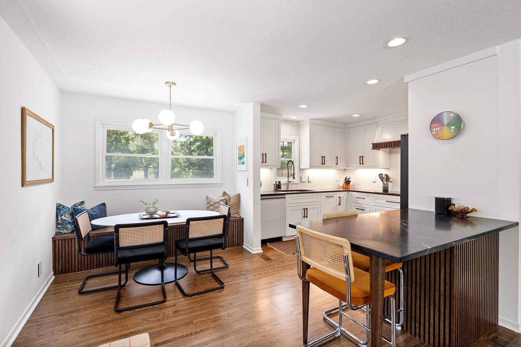 View of Residential at 13301 Windyhill Road, Minnetonka MN 55305, Minnetonka (4 of 28) - Mike Wilen | Minnesota Team Real Estate