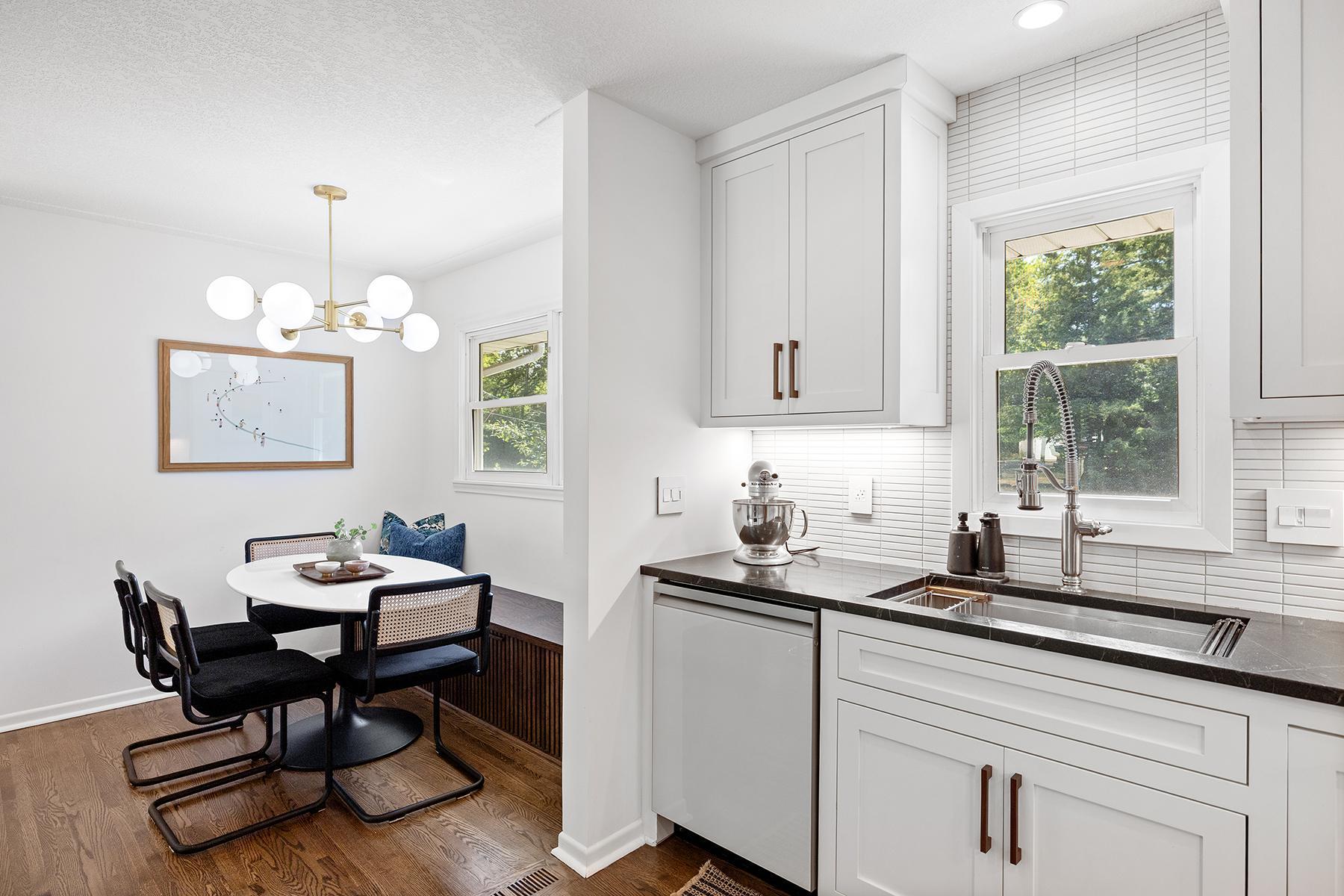 View of Residential at 13301 Windyhill Road, Minnetonka MN 55305, Minnetonka (13 of 28) - Mike Wilen | Minnesota Team Real Estate