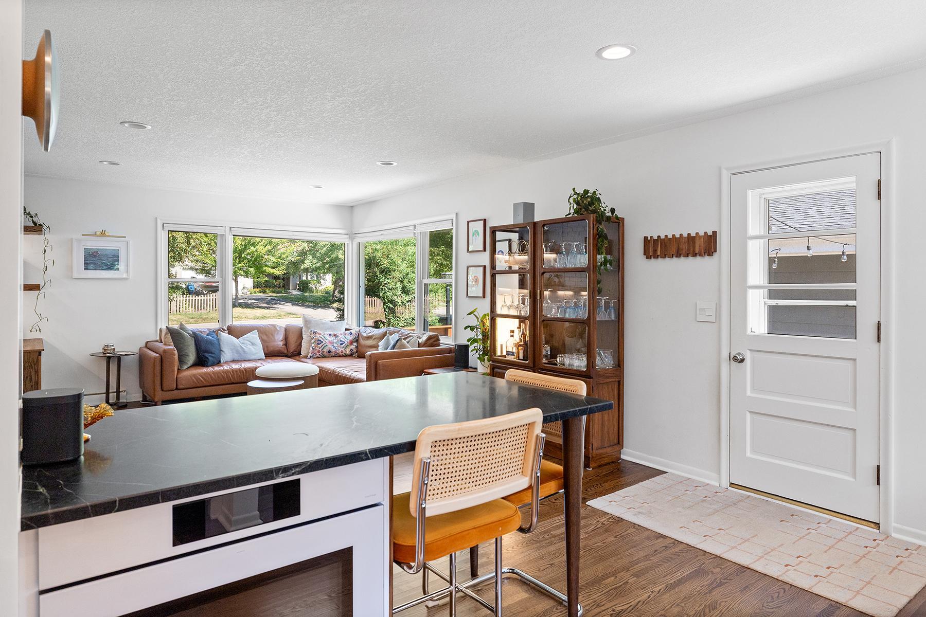 View of Residential at 13301 Windyhill Road, Minnetonka MN 55305, Minnetonka (14 of 28) - Mike Wilen | Minnesota Team Real Estate