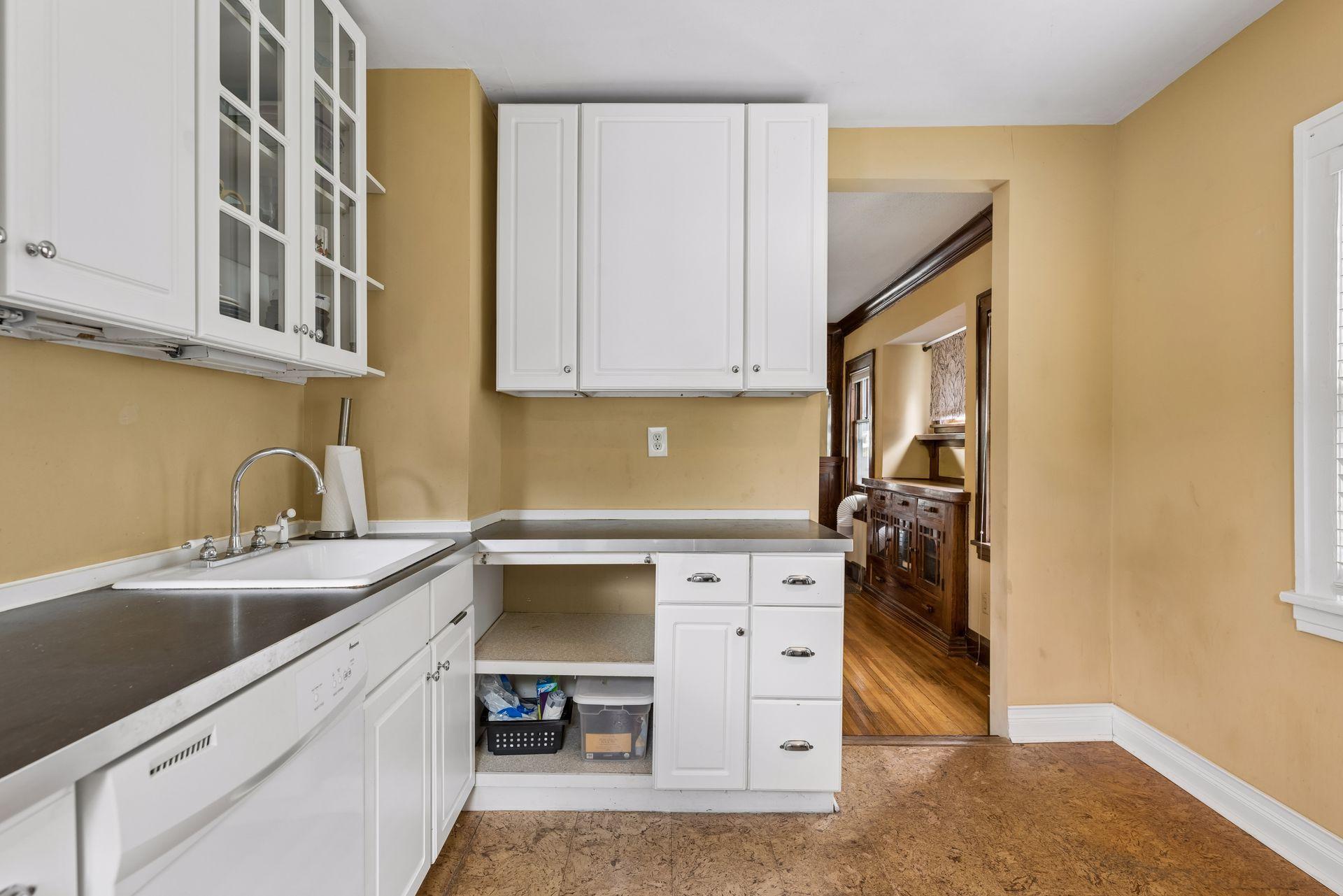 View of Residential at 4248 Park Avenue, Minneapolis MN 55407, Minneapolis (5 of 36) - Mike Wilen | Minnesota Team Real Estate