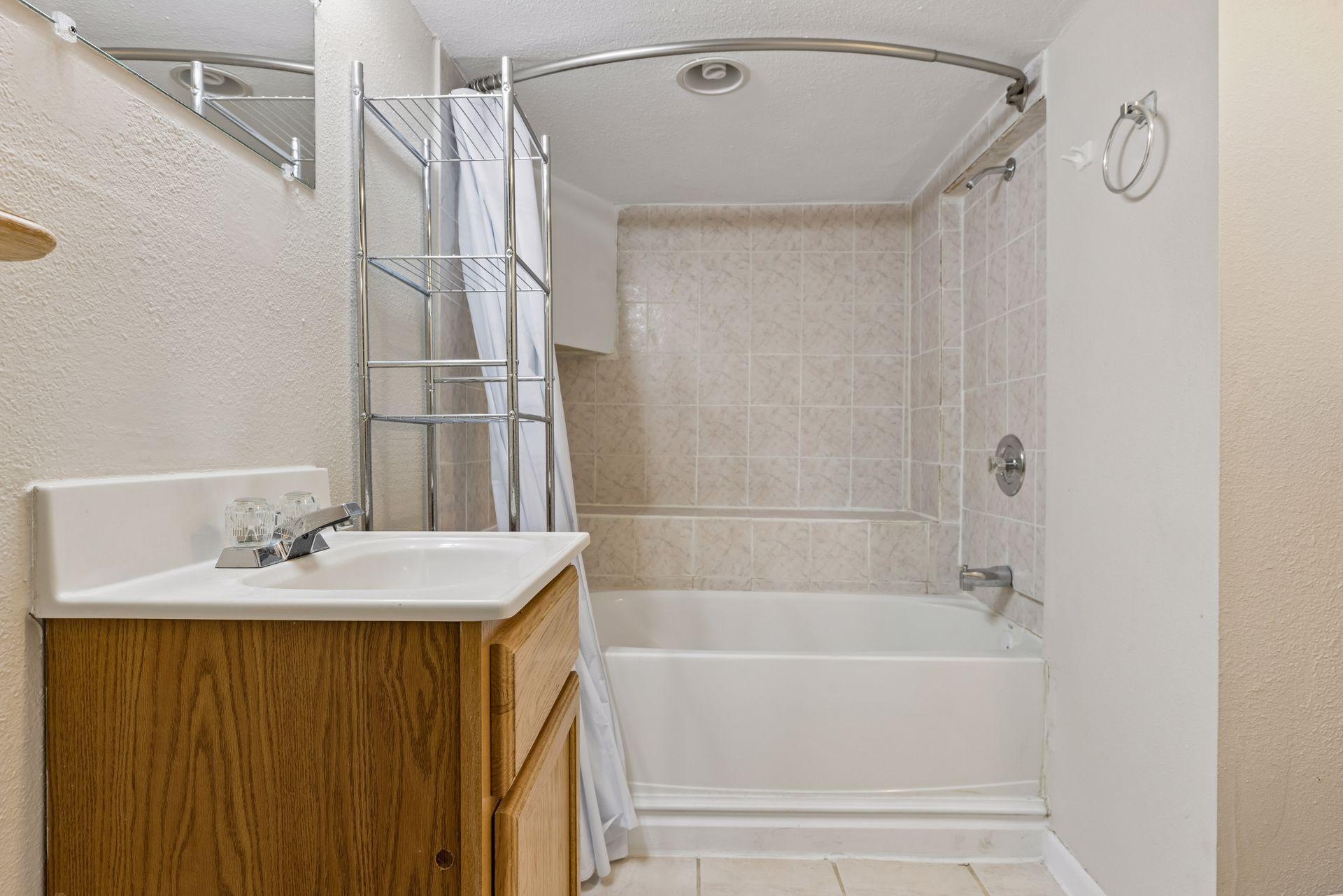 View of Residential at 4248 Park Avenue, Minneapolis MN 55407, Minneapolis (27 of 36) - Mike Wilen | Minnesota Team Real Estate
