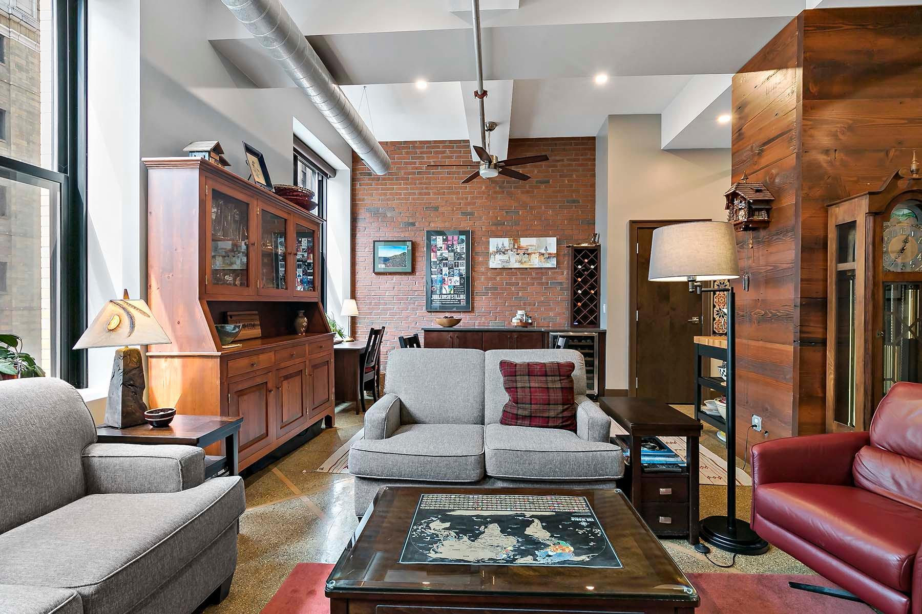 View of (CC) High Rise (4+ Levels) at 350 Saint Peter Street, Saint Paul - Mike Wilen | Minnesota Team Real Estate