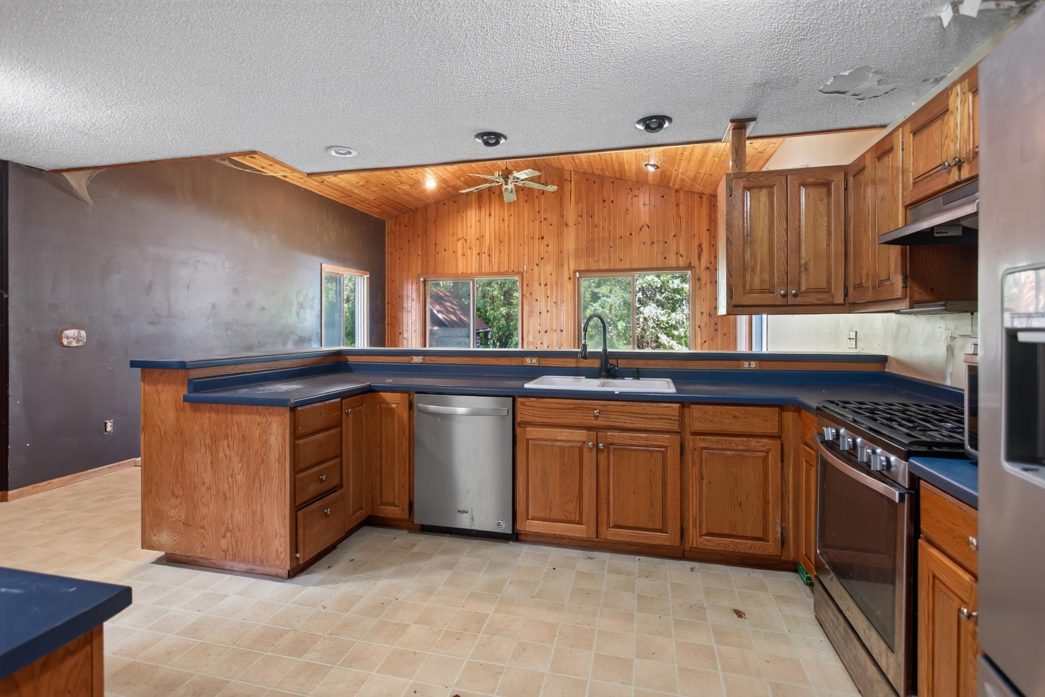 View of Residential at 1699 Oakwood Drive, Shoreview MN 55126, Shoreview (5 of 17) - Mike Wilen | Minnesota Team Real Estate