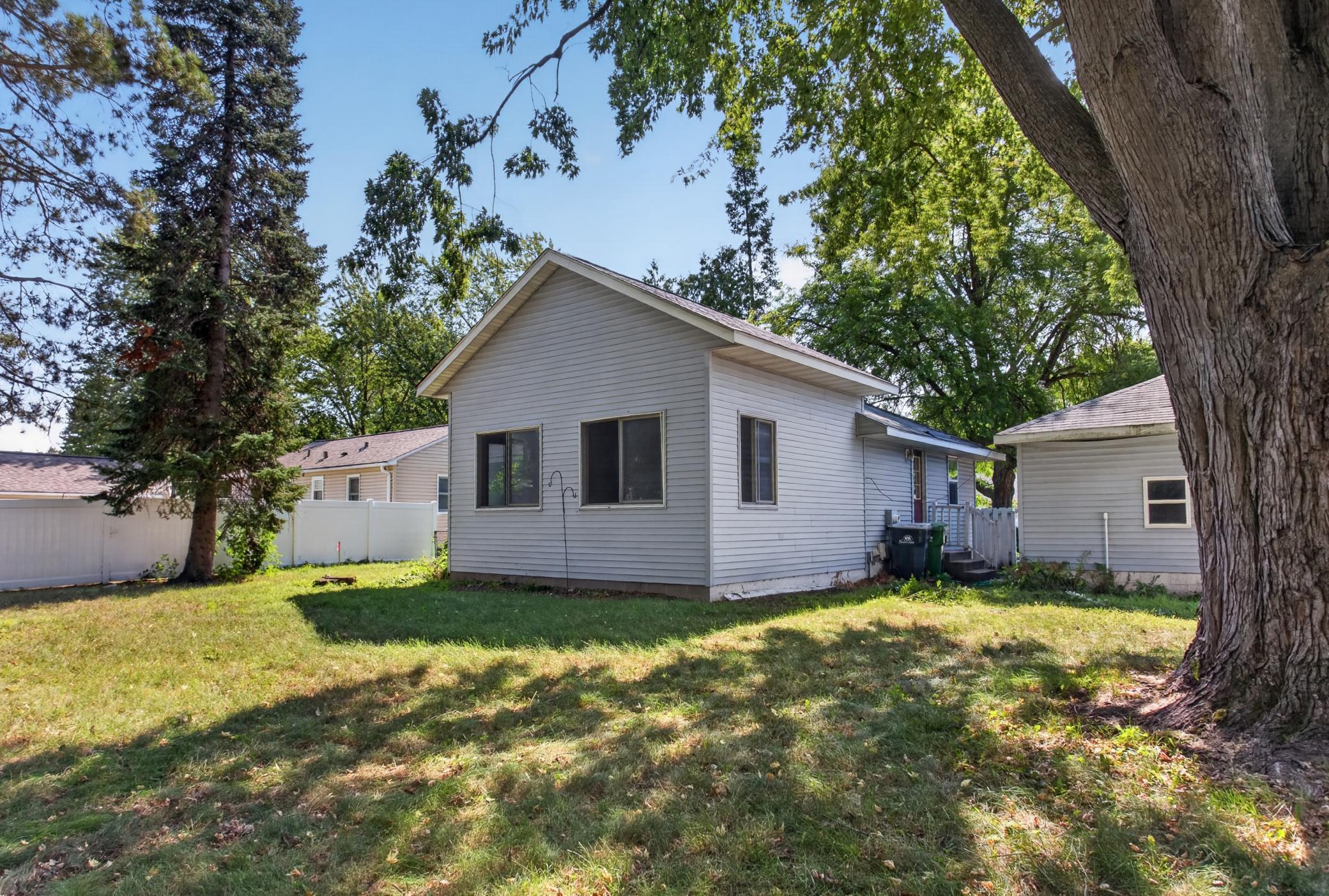 View of Residential at 1699 Oakwood Drive, Shoreview MN 55126, Shoreview (12 of 17) - Mike Wilen | Minnesota Team Real Estate