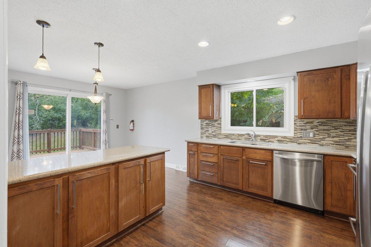 View of Residential at 8481 134th Street Court, Apple Valley MN 55124, Apple Valley (8 of 21) - Mike Wilen | Minnesota Team Real Estate