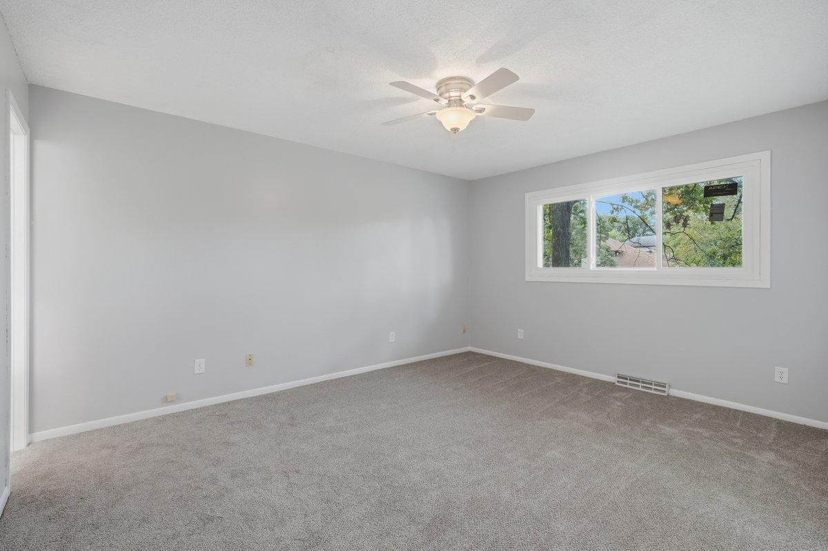 View of Residential at 8481 134th Street Court, Apple Valley MN 55124, Apple Valley (11 of 21) - Mike Wilen | Minnesota Team Real Estate