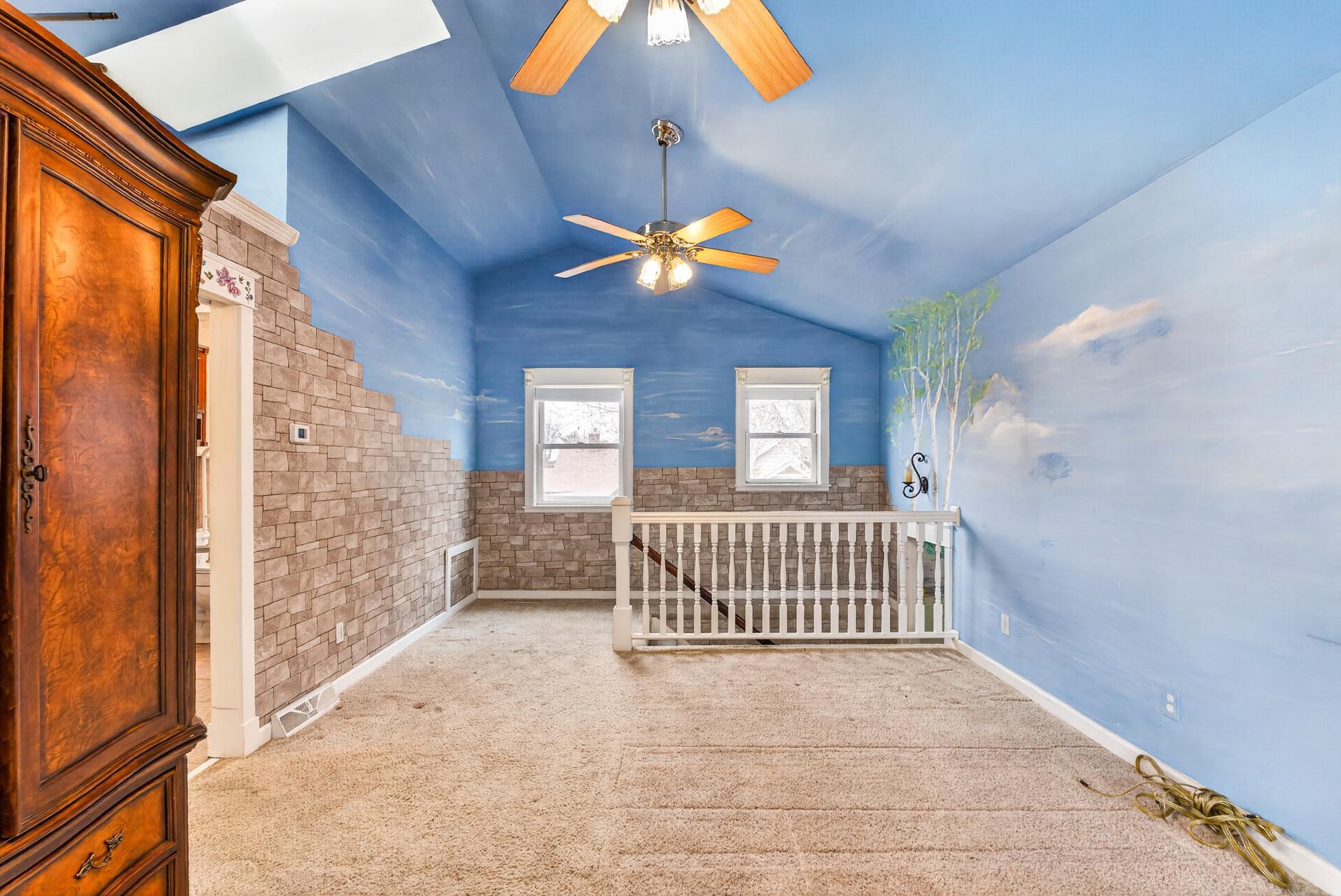 View of Residential at 2114 Queen Avenue, Minneapolis MN 55411, Minneapolis (11 of 27) - Mike Wilen | Minnesota Team Real Estate