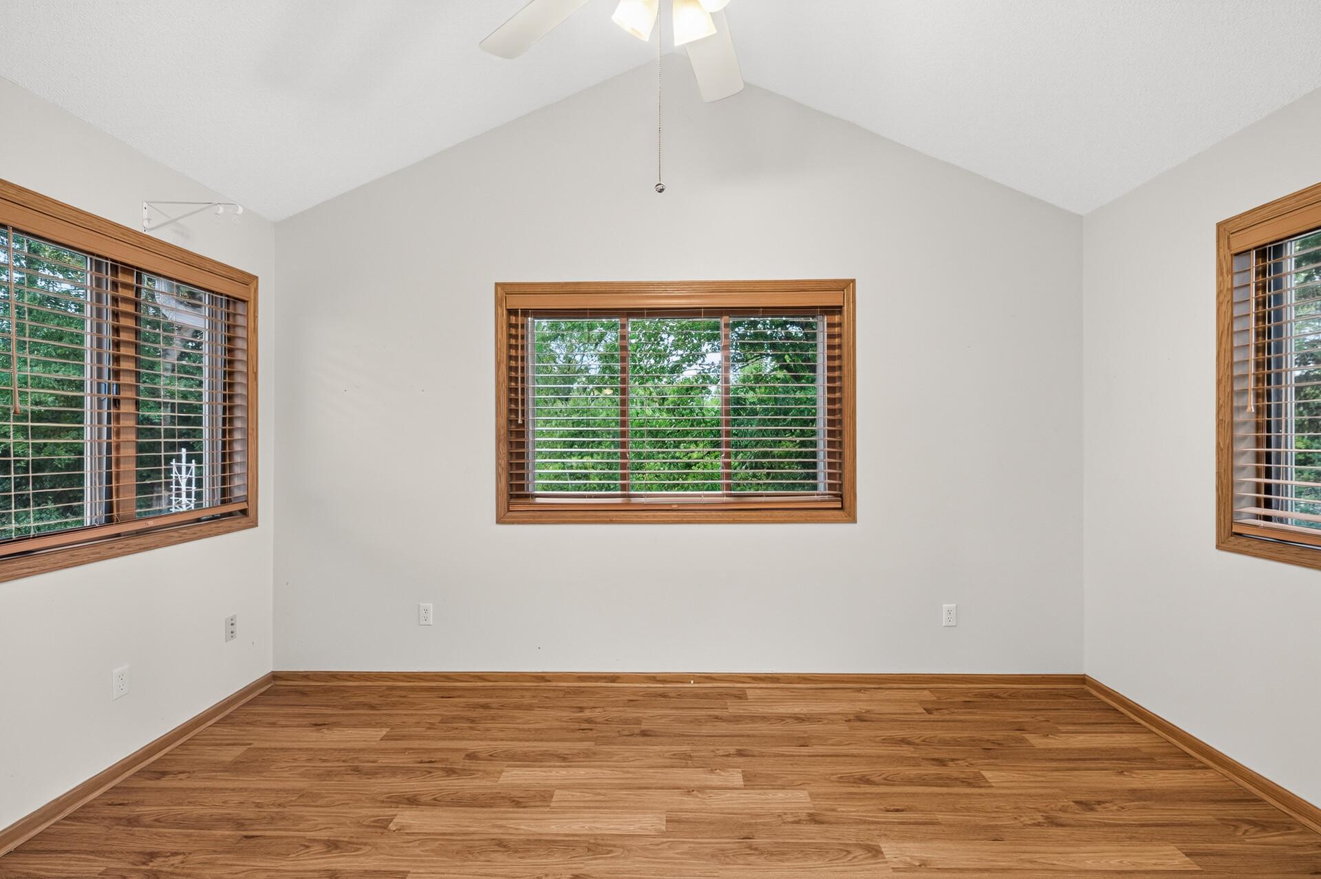 View of Residential at 6511 20th Street, Oakdale MN 55128, Oakdale (14 of 30) - Mike Wilen | Minnesota Team Real Estate