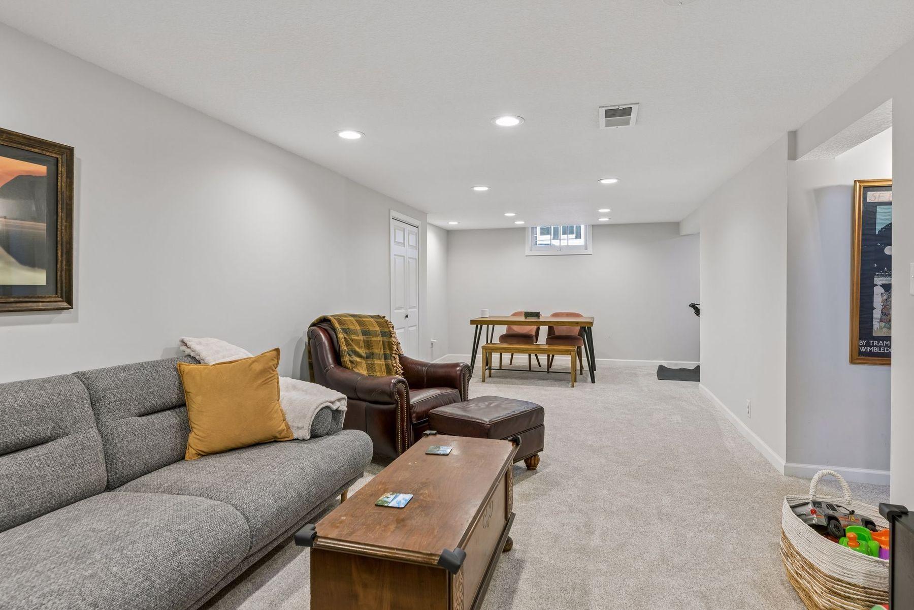 View of Residential at 4243 Webster Avenue, Saint Louis Park MN 55416, Saint Louis Park (19 of 27) - Mike Wilen | Minnesota Team Real Estate