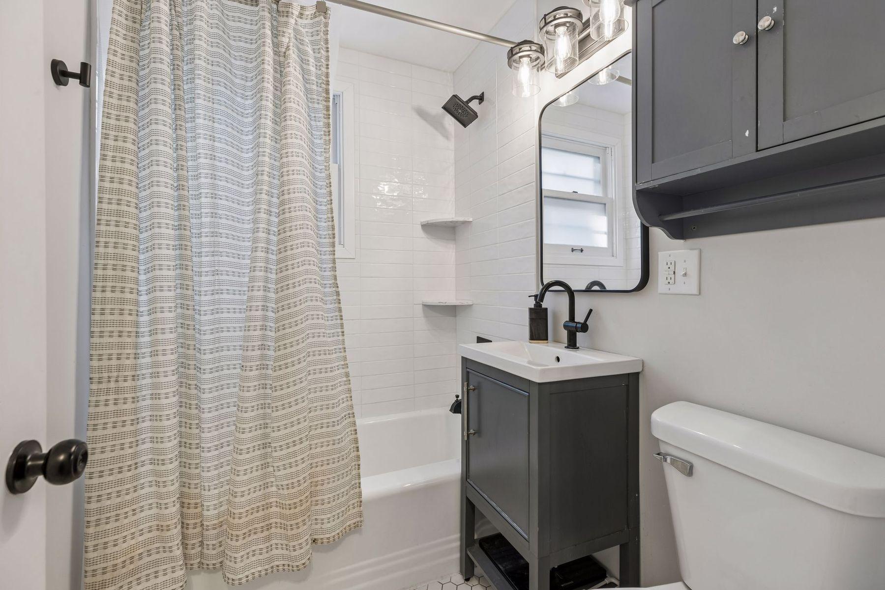 View of Residential at 4243 Webster Avenue, Saint Louis Park MN 55416, Saint Louis Park (17 of 27) - Mike Wilen | Minnesota Team Real Estate