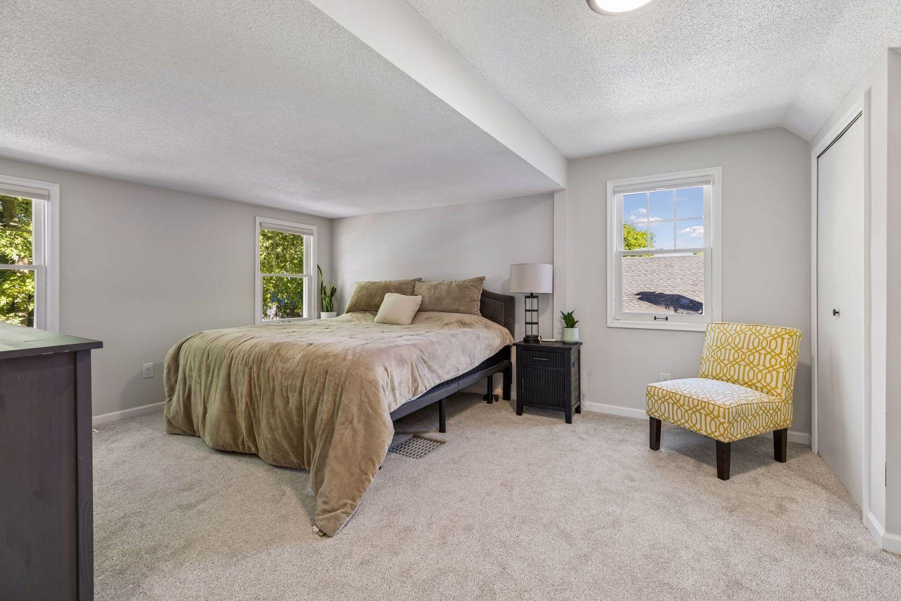 View of Residential at 4243 Webster Avenue, Saint Louis Park MN 55416, Saint Louis Park (13 of 27) - Mike Wilen | Minnesota Team Real Estate