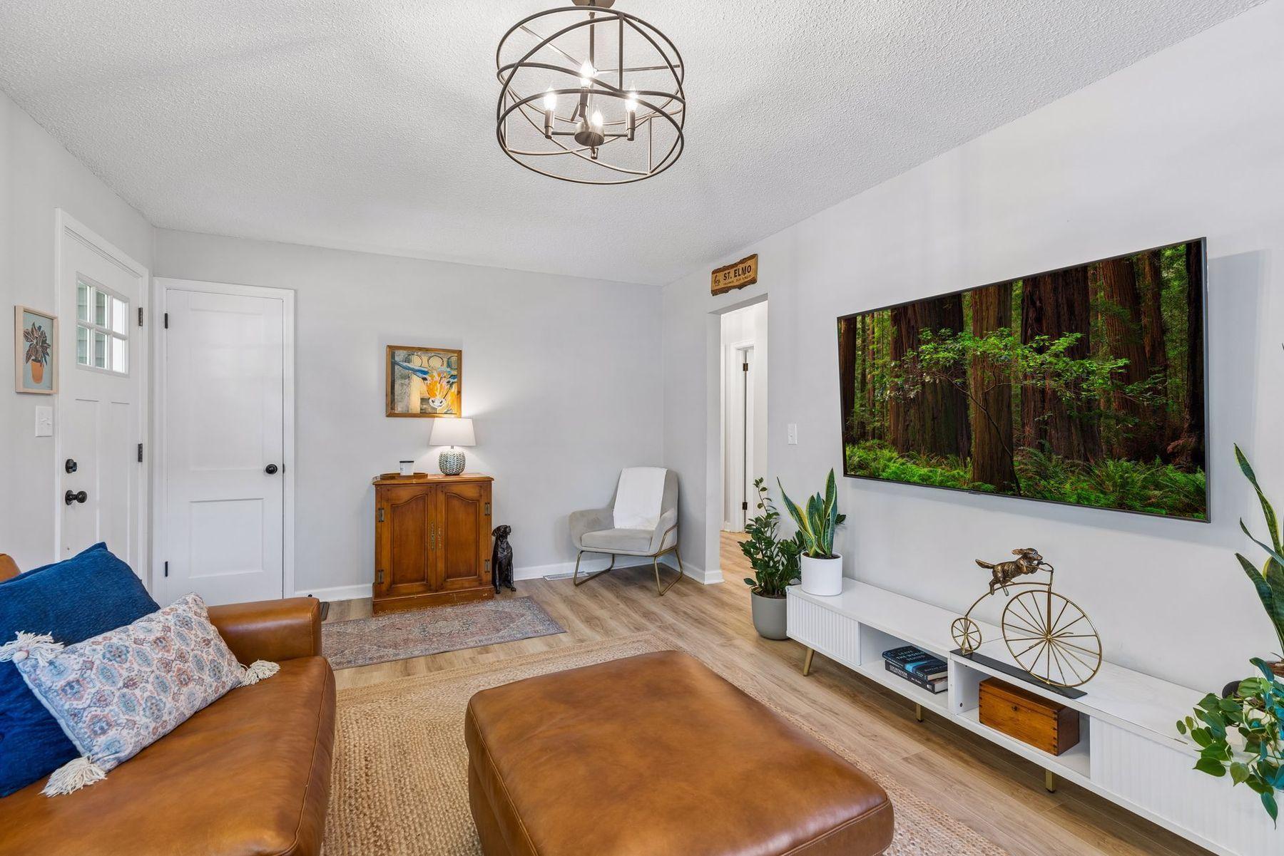 View of Residential at 4243 Webster Avenue, Saint Louis Park MN 55416, Saint Louis Park (6 of 27) - Mike Wilen | Minnesota Team Real Estate
