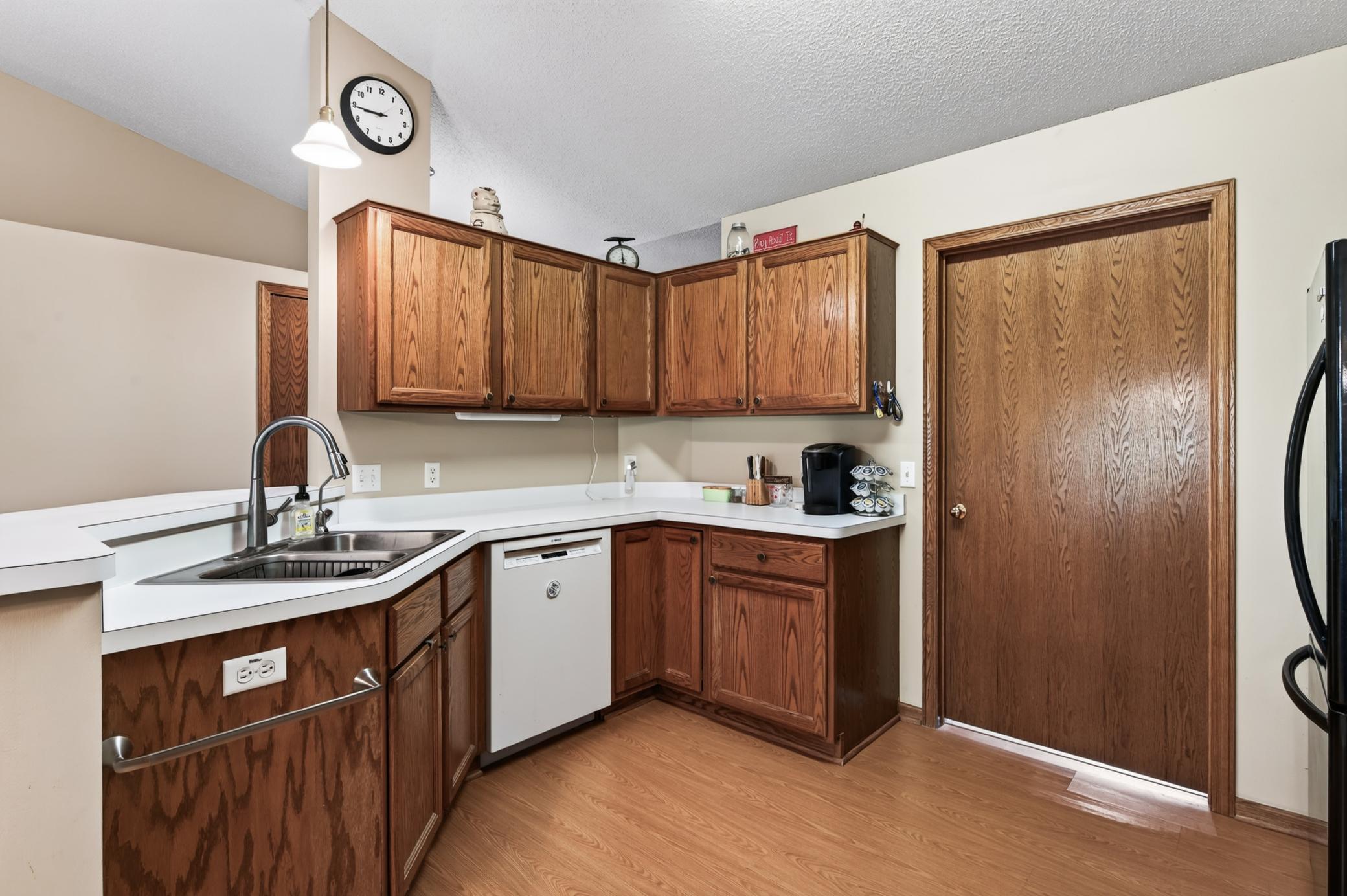 View of Residential at 7577 Ojibway Park Court, Woodbury MN 55125, Woodbury (4 of 26) - Mike Wilen | Minnesota Team Real Estate