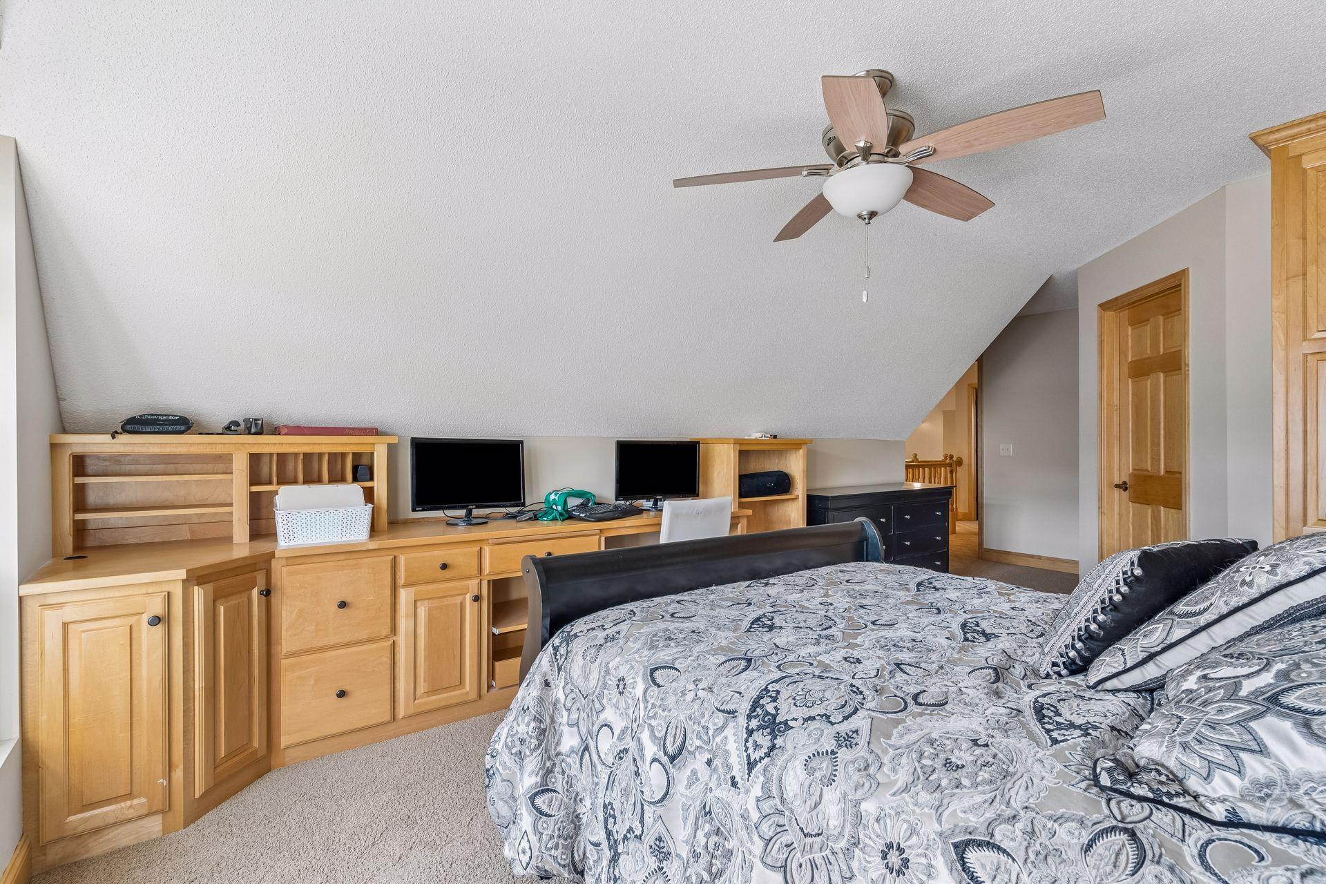 View of Residential at 189 Stonebridge Court, Mendota Heights MN 55118, Mendota Heights (36 of 46) - Mike Wilen | Minnesota Team Real Estate