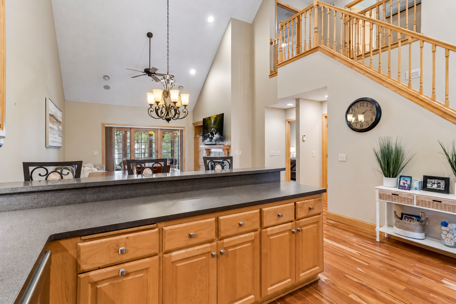View of Residential at 189 Stonebridge Court, Mendota Heights MN 55118, Mendota Heights (10 of 46) - Mike Wilen | Minnesota Team Real Estate