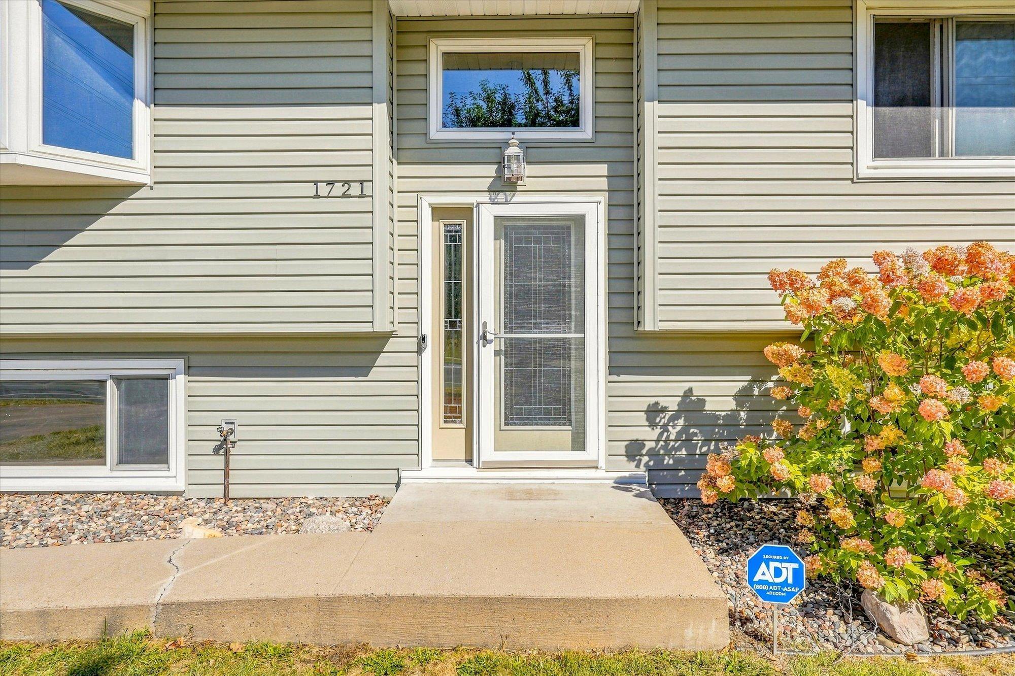 View of Residential at 1721 Deerwood Drive, Eagan MN 55122, Eagan (5 of 47) - Mike Wilen | Minnesota Team Real Estate