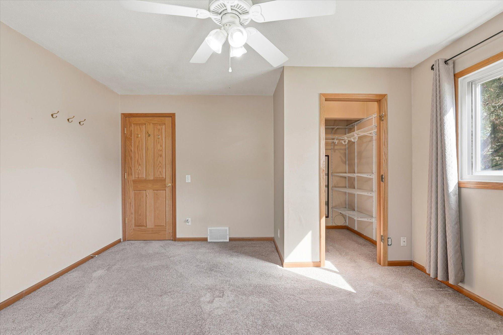 View of Residential at 1721 Deerwood Drive, Eagan MN 55122, Eagan (21 of 47) - Mike Wilen | Minnesota Team Real Estate