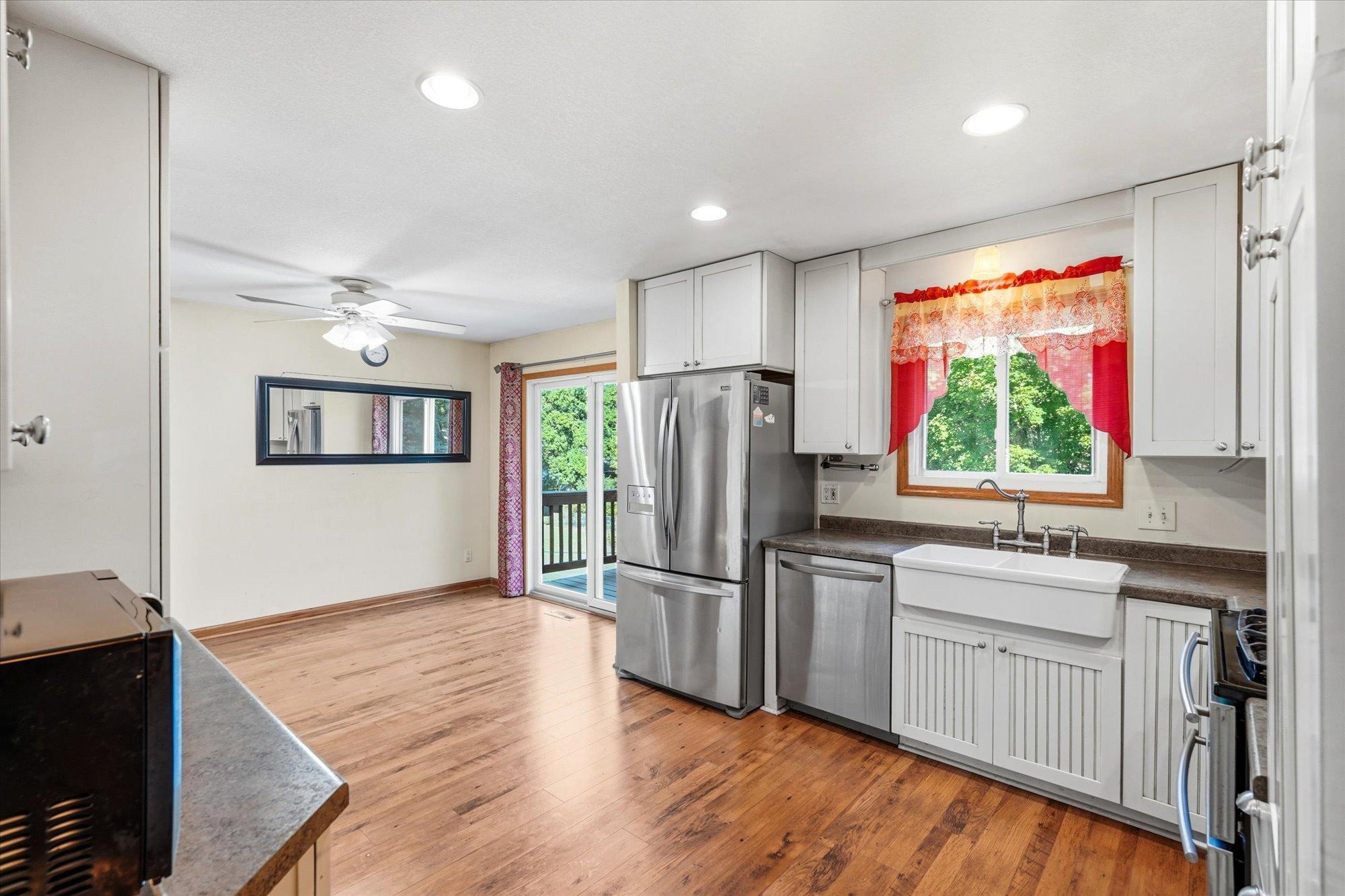 View of Residential at 1721 Deerwood Drive, Eagan MN 55122, Eagan (16 of 47) - Mike Wilen | Minnesota Team Real Estate
