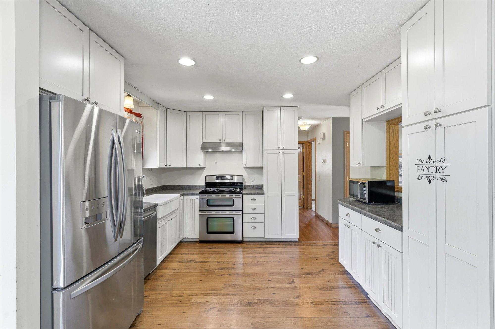 View of Residential at 1721 Deerwood Drive, Eagan MN 55122, Eagan (14 of 47) - Mike Wilen | Minnesota Team Real Estate
