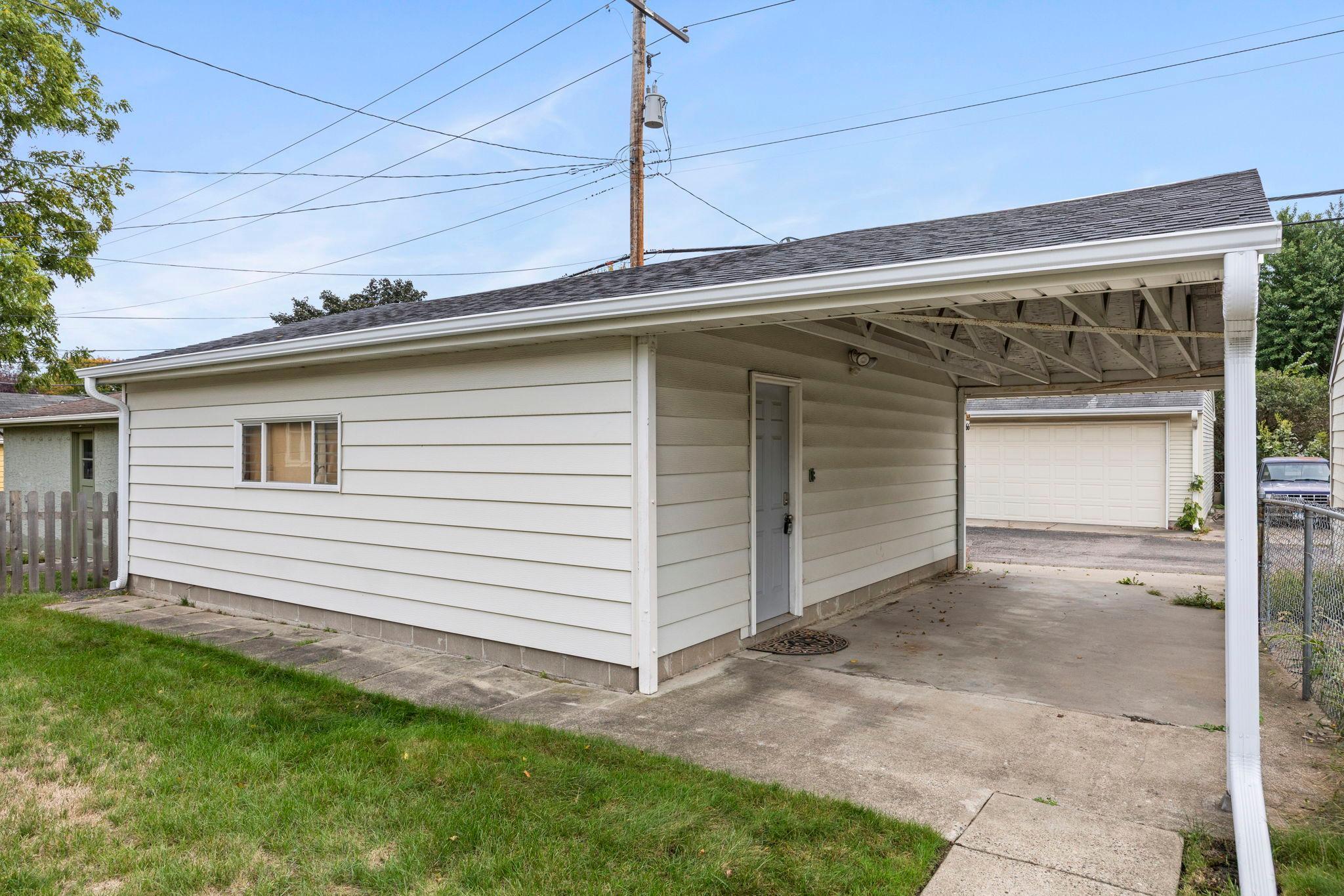 View of Residential at 966 Eleanor Avenue, Saint Paul MN 55102, Saint Paul (57 of 70) - Mike Wilen | Minnesota Team Real Estate