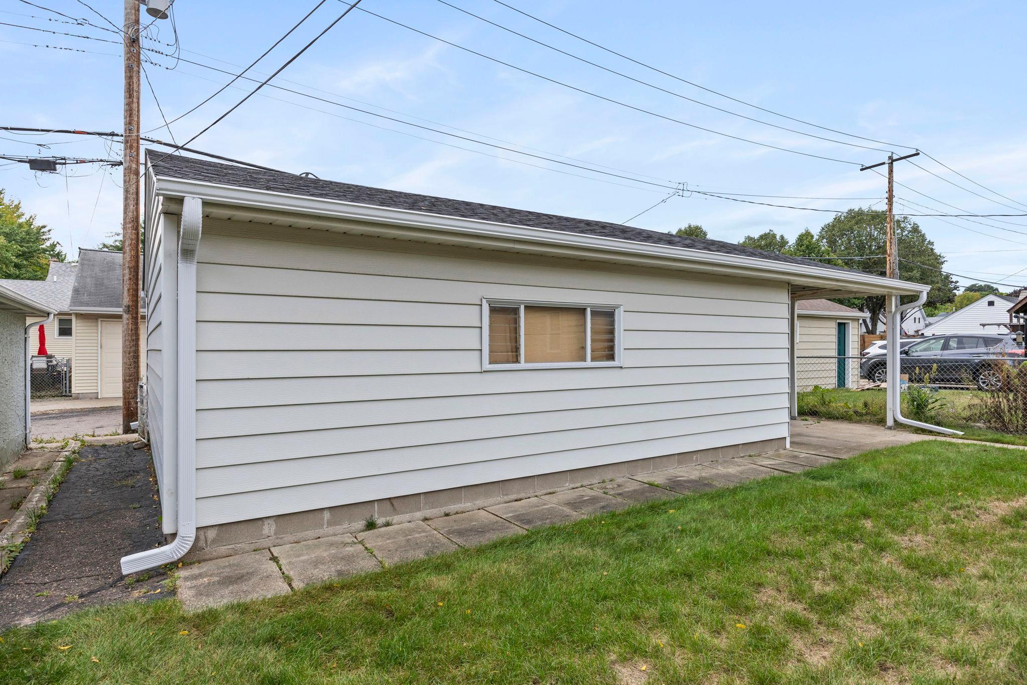 View of Residential at 966 Eleanor Avenue, Saint Paul MN 55102, Saint Paul (54 of 70) - Mike Wilen | Minnesota Team Real Estate