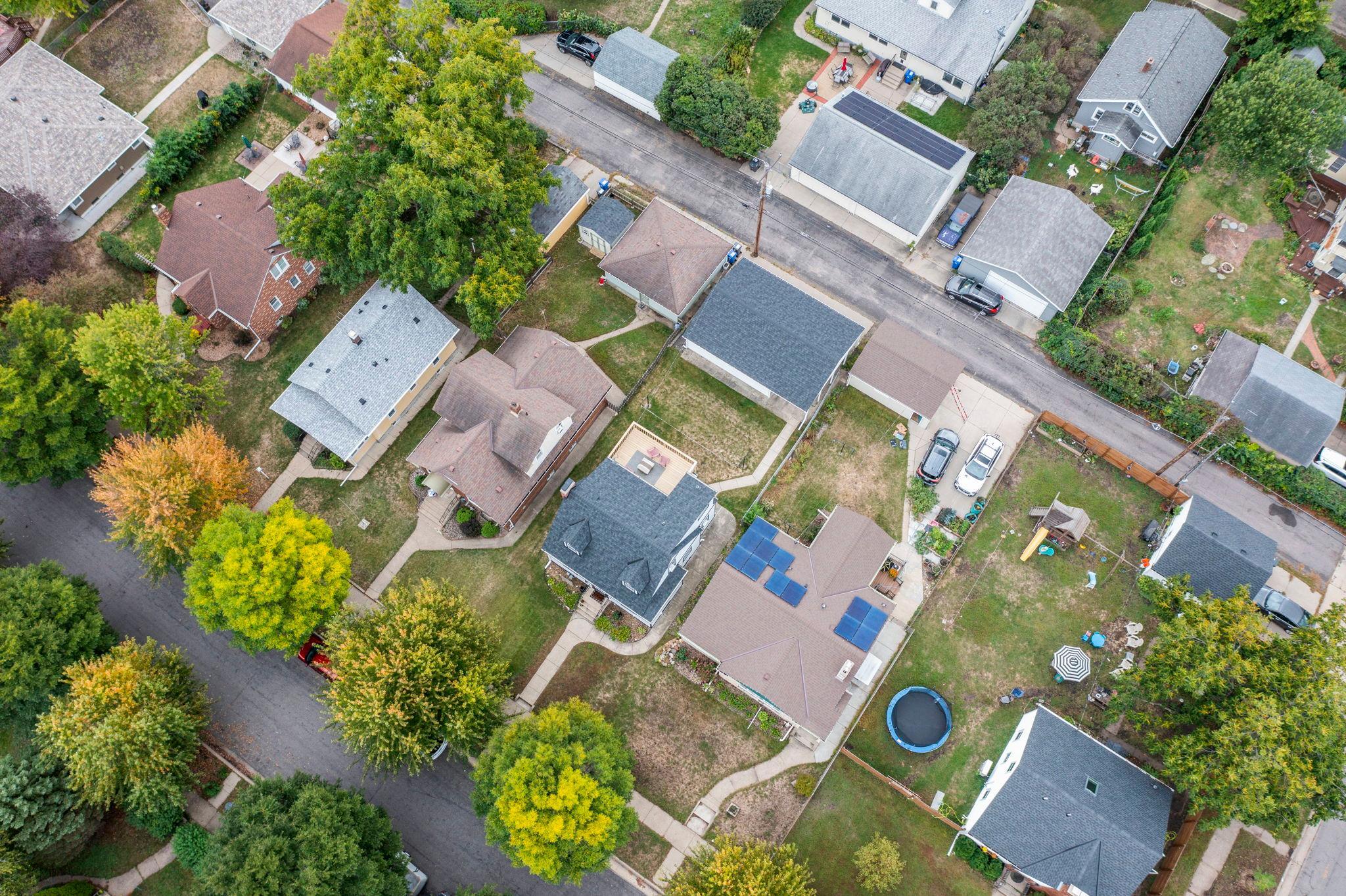 View of Residential at 966 Eleanor Avenue, Saint Paul MN 55102, Saint Paul (51 of 70) - Mike Wilen | Minnesota Team Real Estate