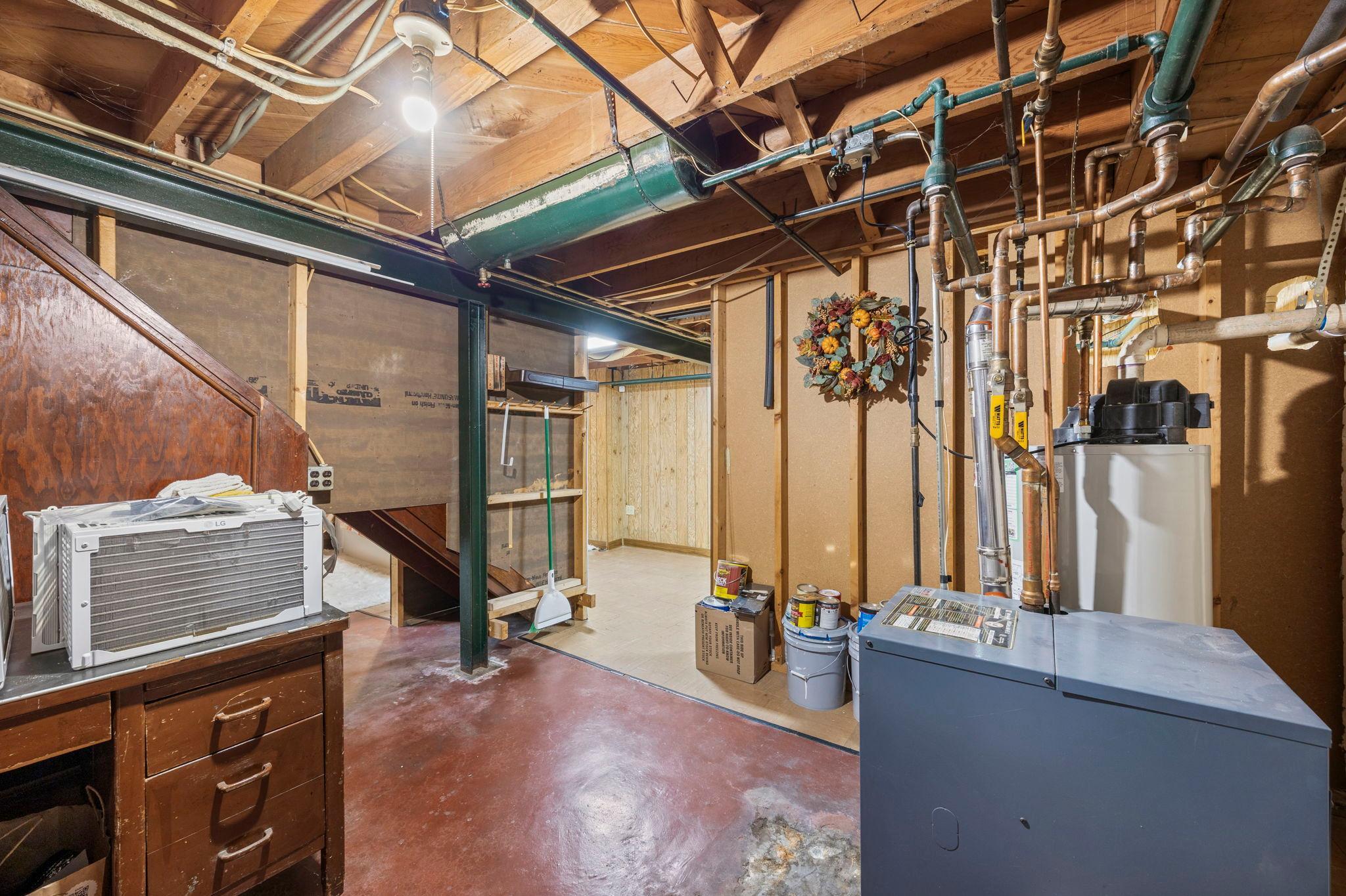 View of Residential at 966 Eleanor Avenue, Saint Paul MN 55102, Saint Paul (38 of 70) - Mike Wilen | Minnesota Team Real Estate