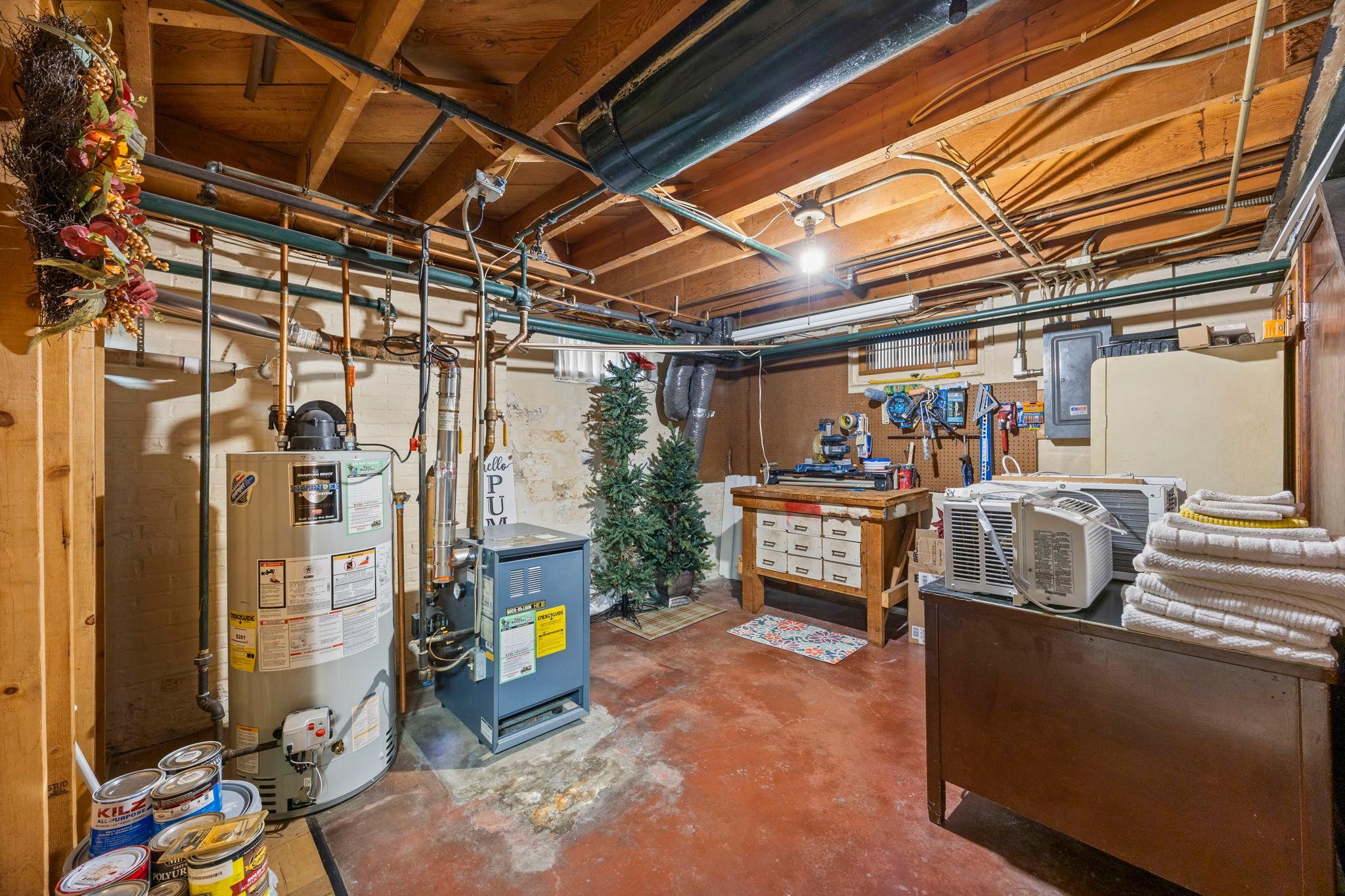 View of Residential at 966 Eleanor Avenue, Saint Paul MN 55102, Saint Paul (37 of 70) - Mike Wilen | Minnesota Team Real Estate