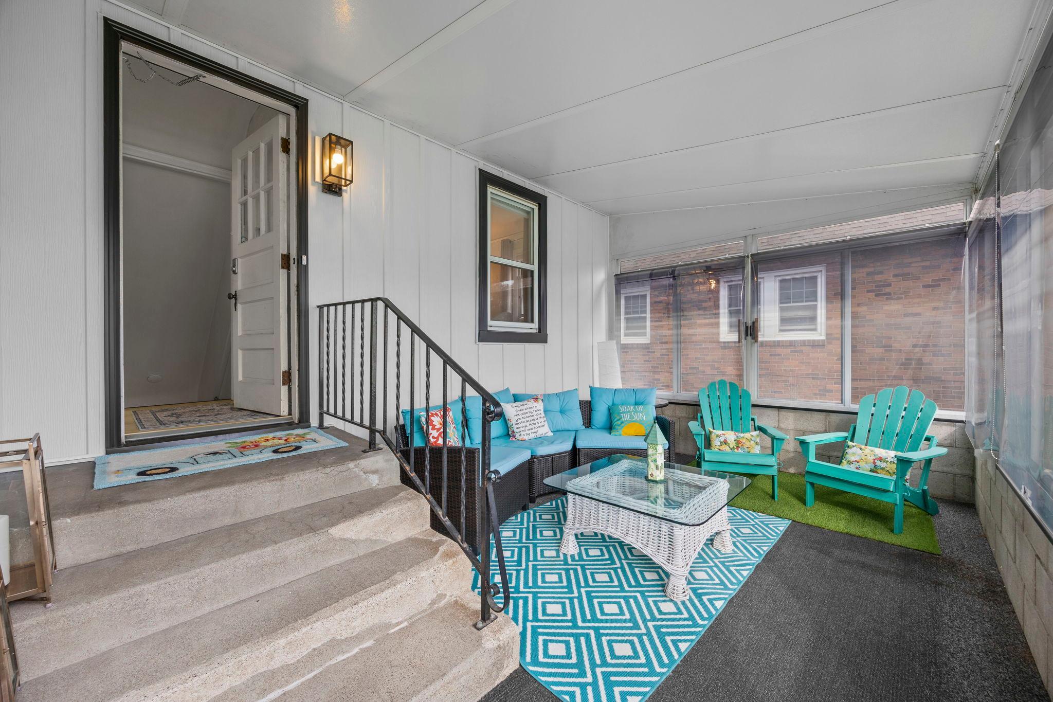 View of Residential at 966 Eleanor Avenue, Saint Paul MN 55102, Saint Paul (32 of 70) - Mike Wilen | Minnesota Team Real Estate