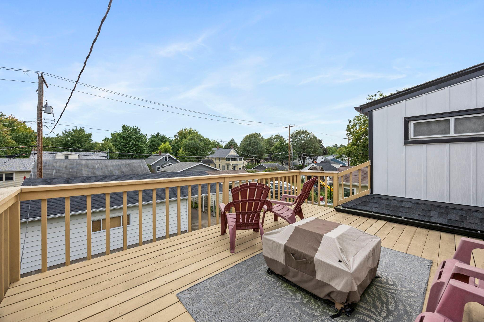 View of Residential at 966 Eleanor Avenue, Saint Paul MN 55102, Saint Paul (31 of 70) - Mike Wilen | Minnesota Team Real Estate