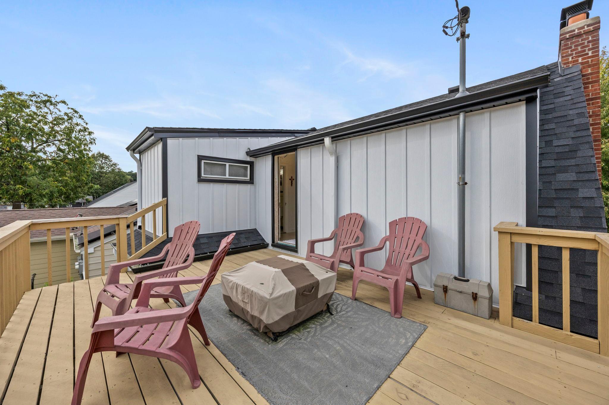 View of Residential at 966 Eleanor Avenue, Saint Paul MN 55102, Saint Paul (30 of 70) - Mike Wilen | Minnesota Team Real Estate